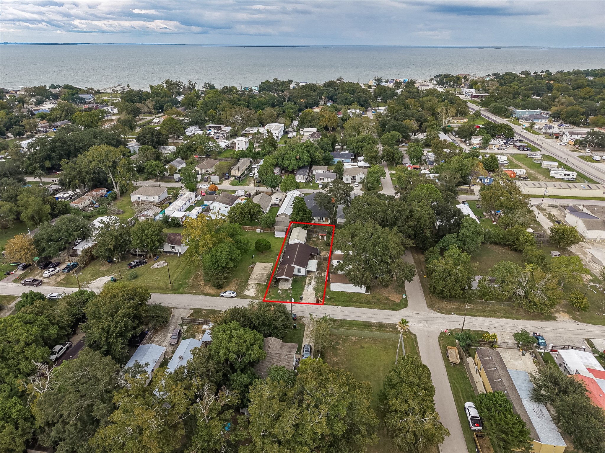 4447 5th Street, Bacliff, TX 77518 4447 5th Street, Bacliff, TX 77518