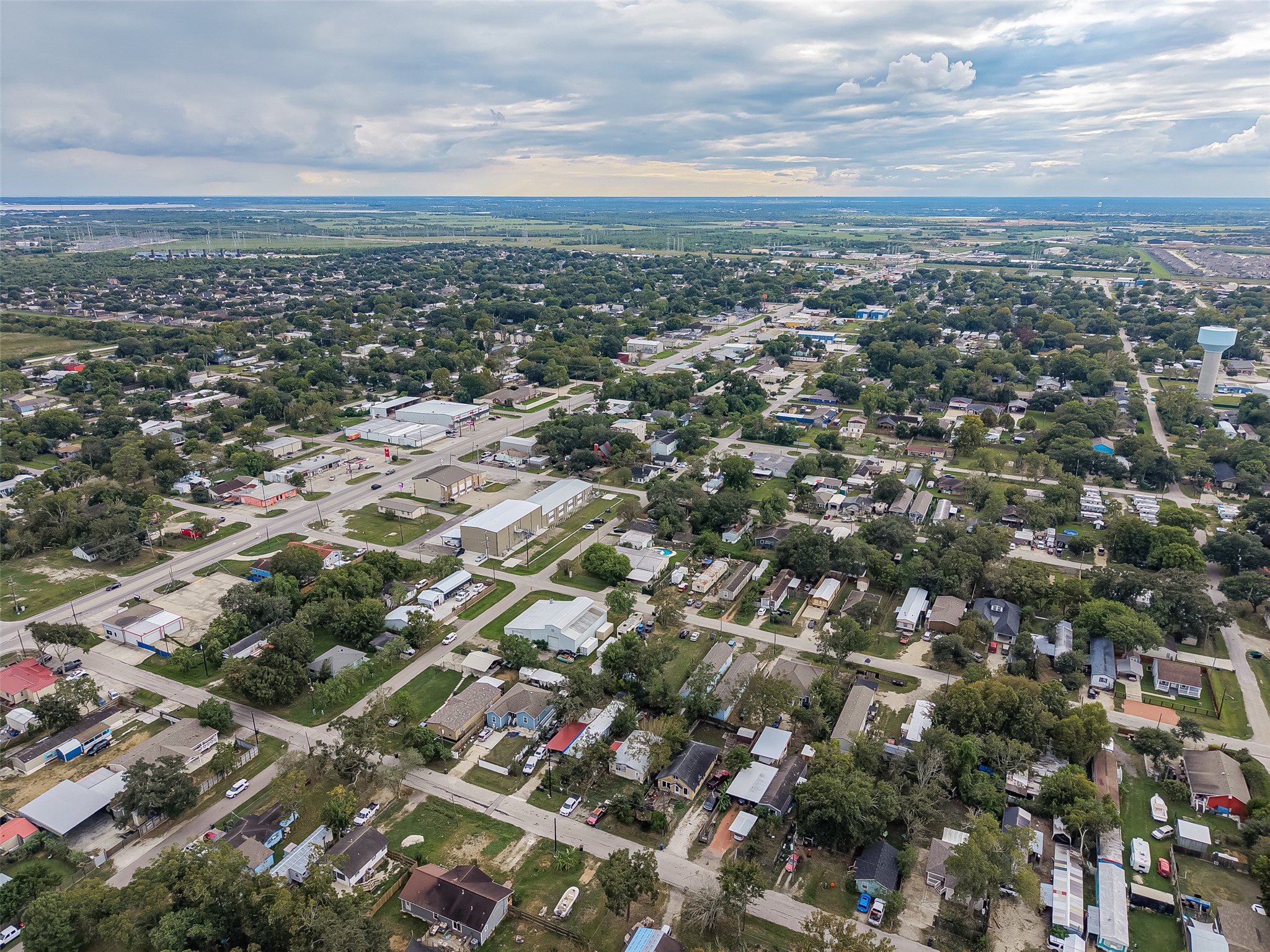 4447 5th Street, Bacliff, TX 77518
