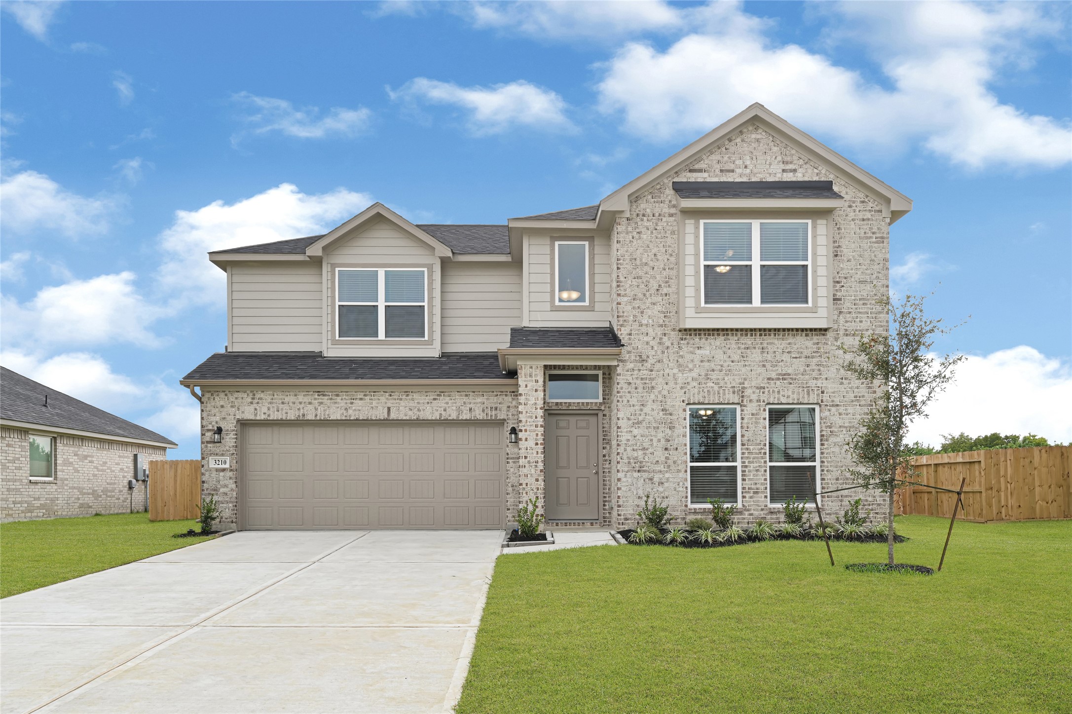 2106 Rosillo Brook Drive, Baytown, TX 77521 2106 Rosillo Brook Drive, Baytown, TX 77521