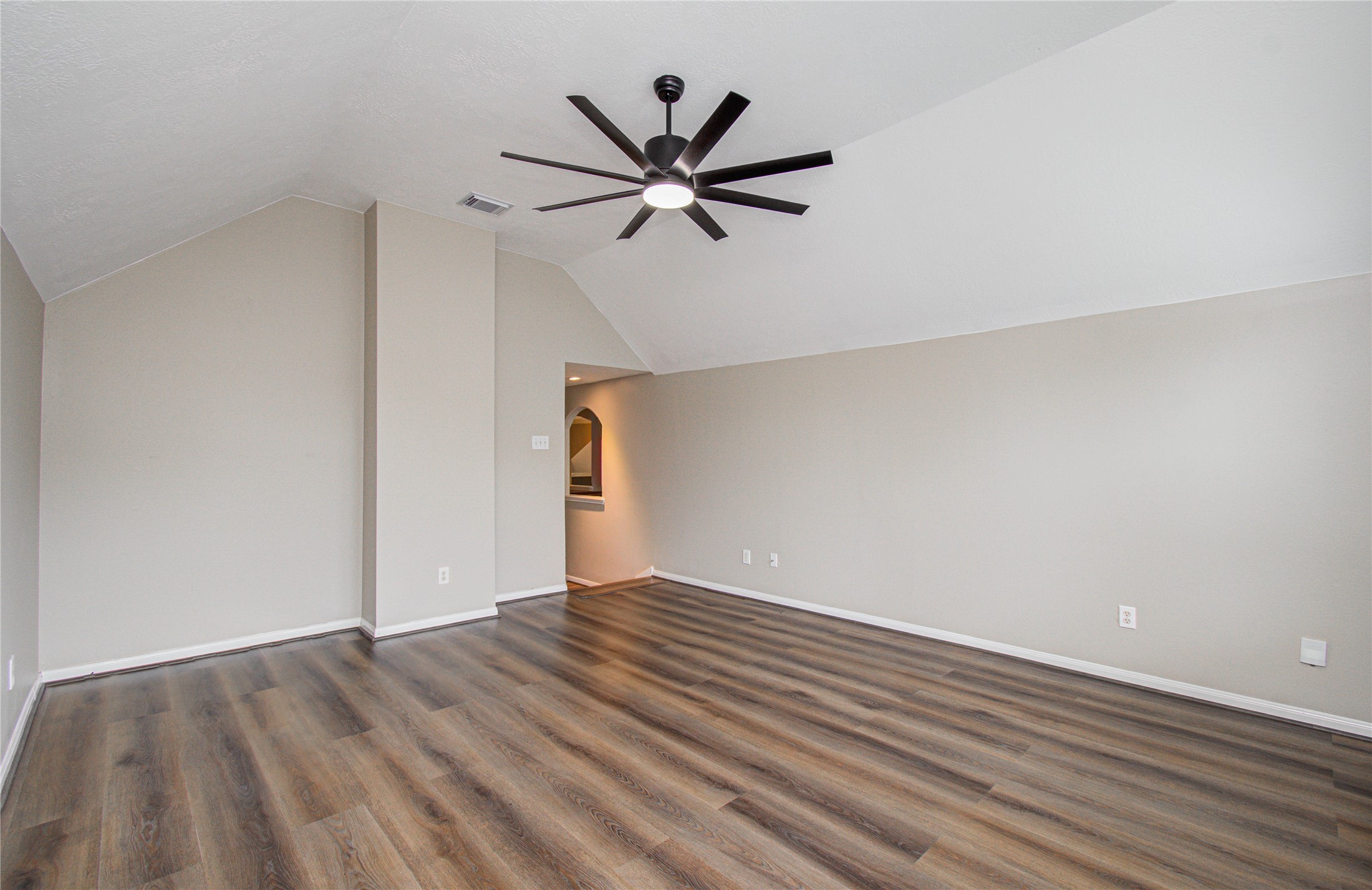6801 Paigetree Lane, Pearland, TX 77584