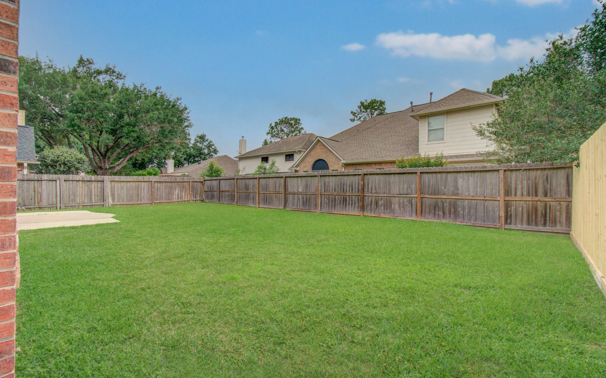 6801 Paigetree Lane, Pearland, TX 77584