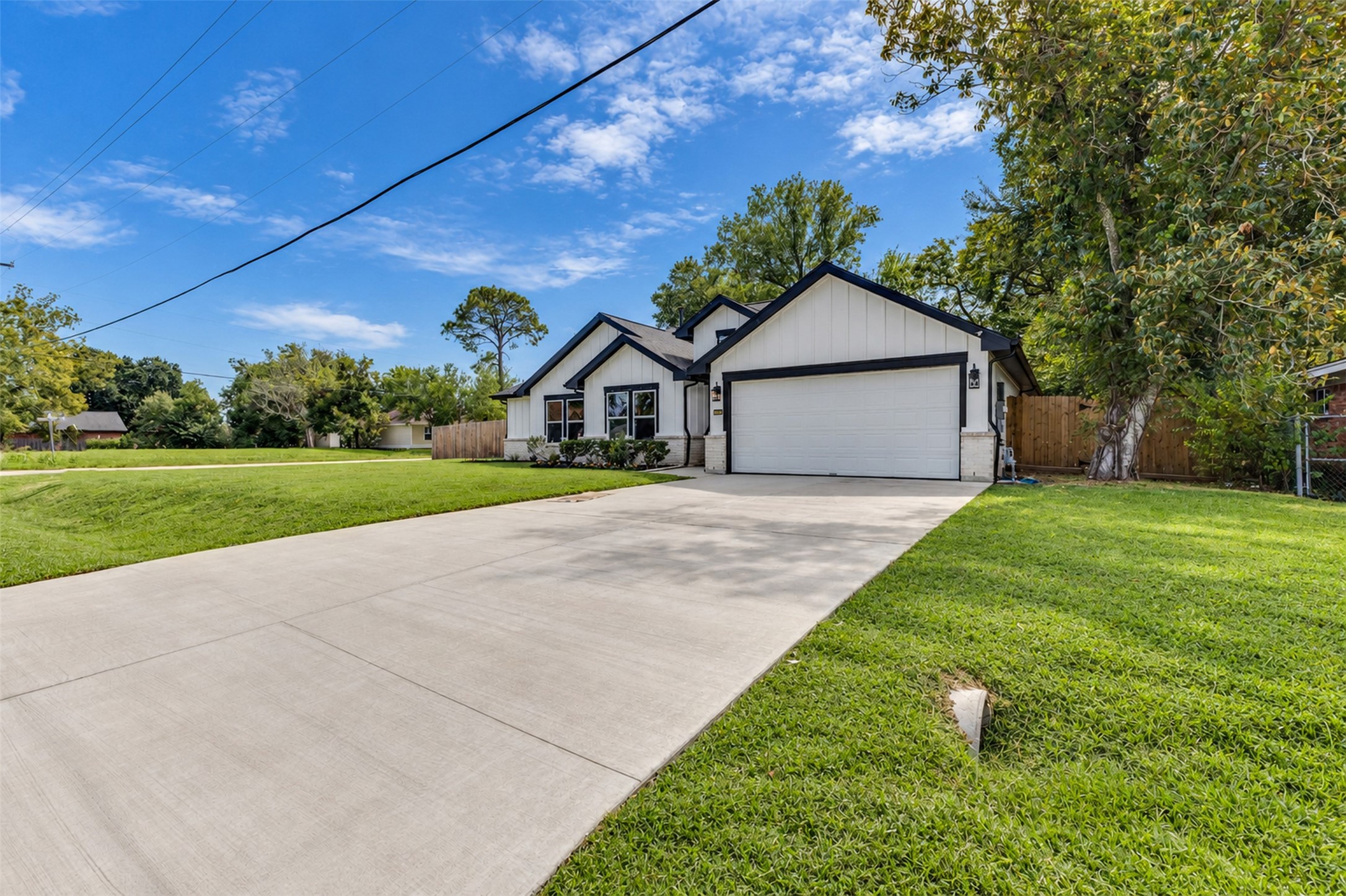 6405 Carver Avenue, Texas City, TX 77591