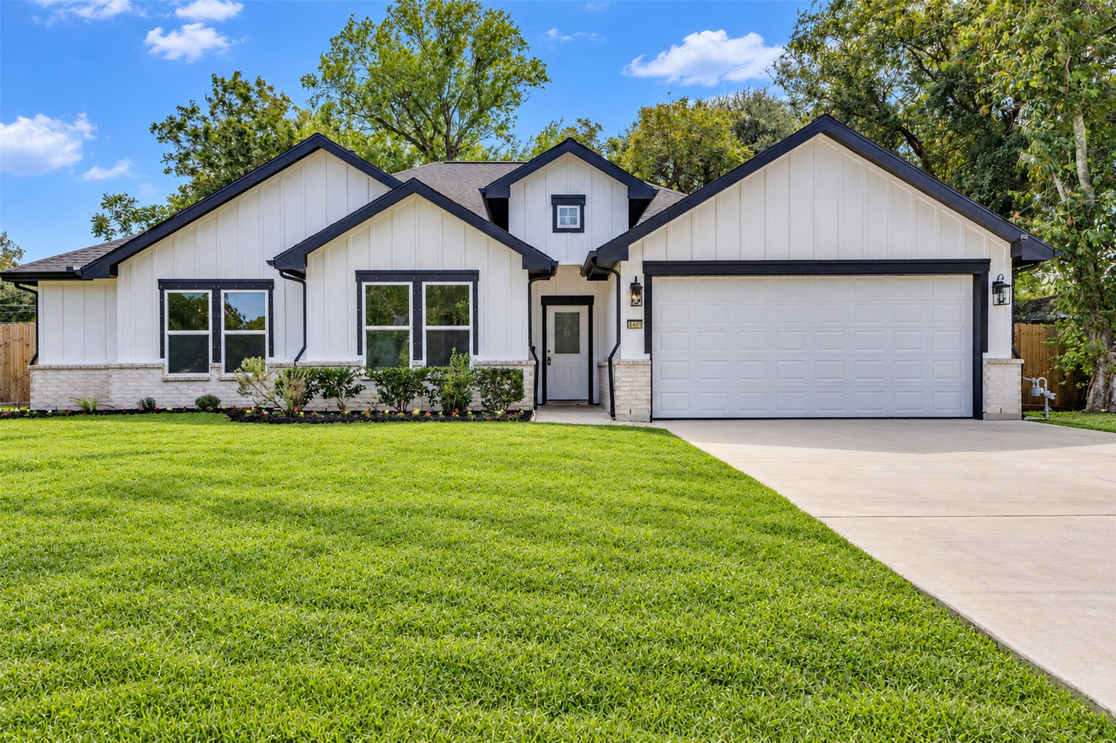 6405 Carver Avenue, Texas City, TX 77591