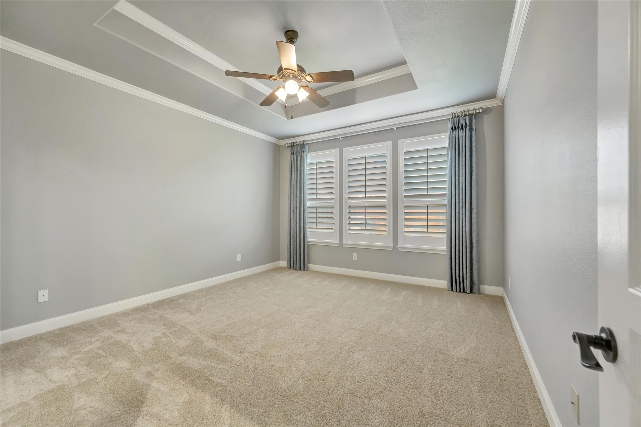 1541 Tuscan Village Drive, League City, TX 77573