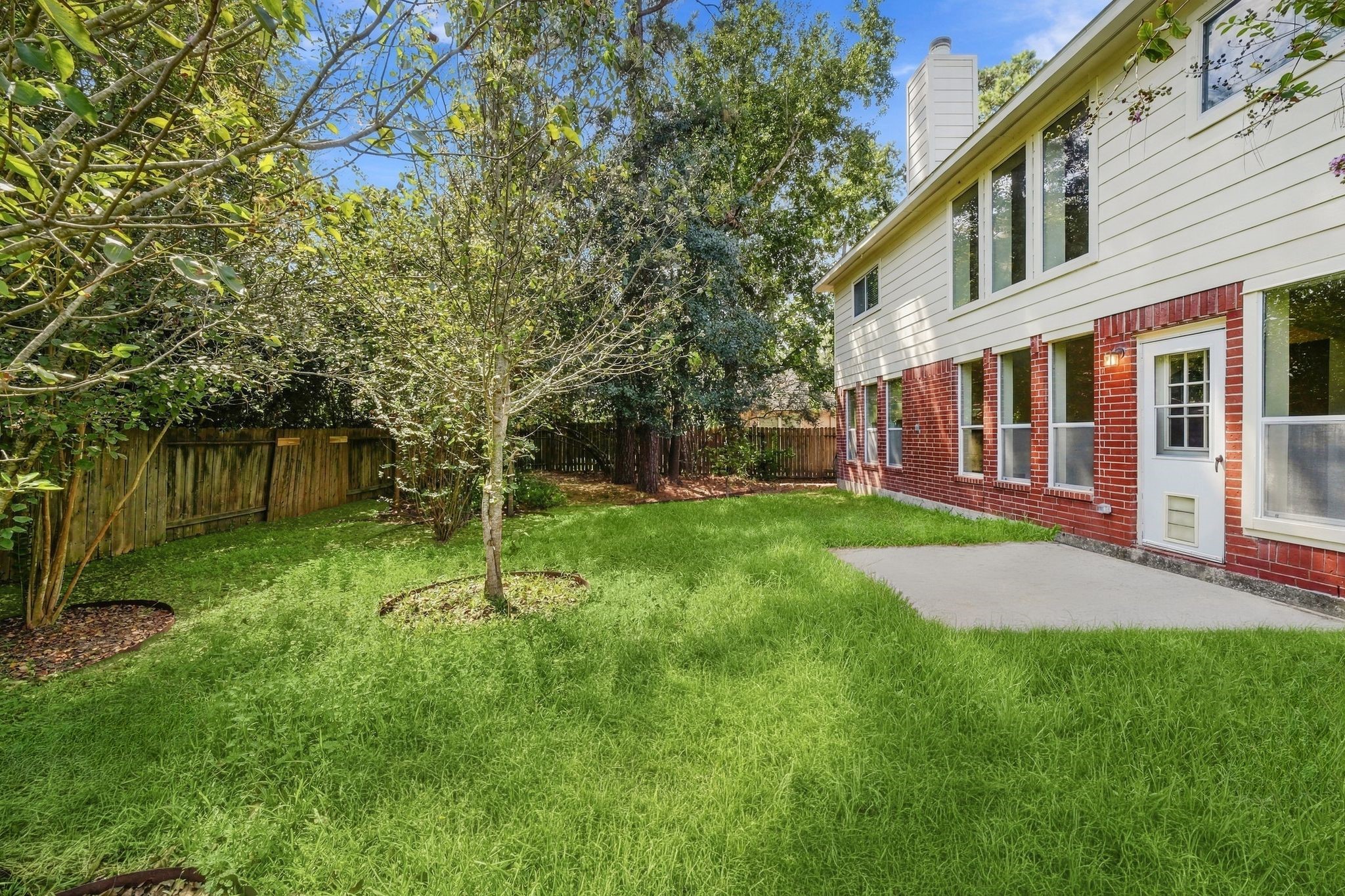 10 Orchid Grove Place, Conroe, TX 77385