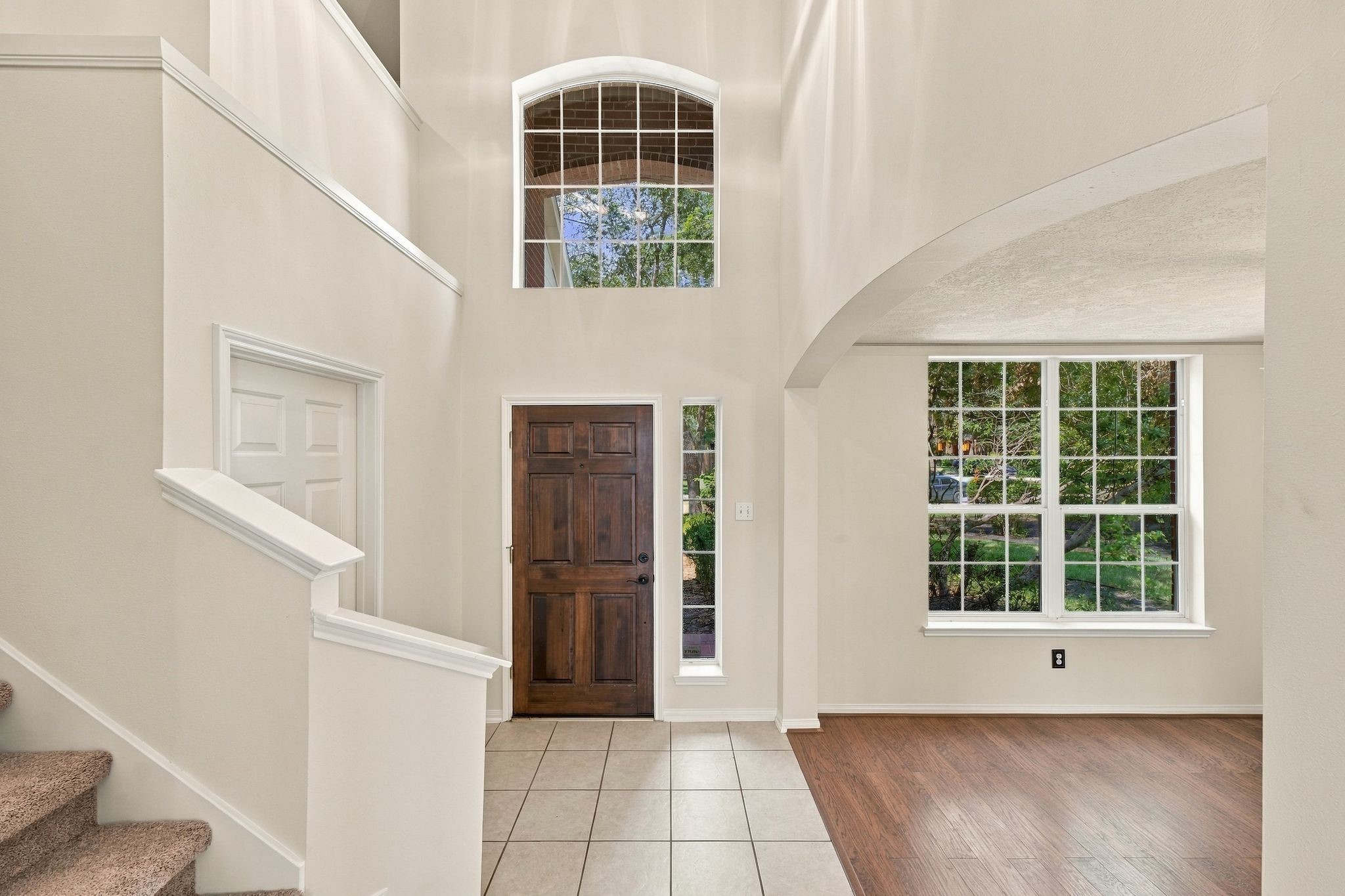 10 Orchid Grove Place, Conroe, TX 77385