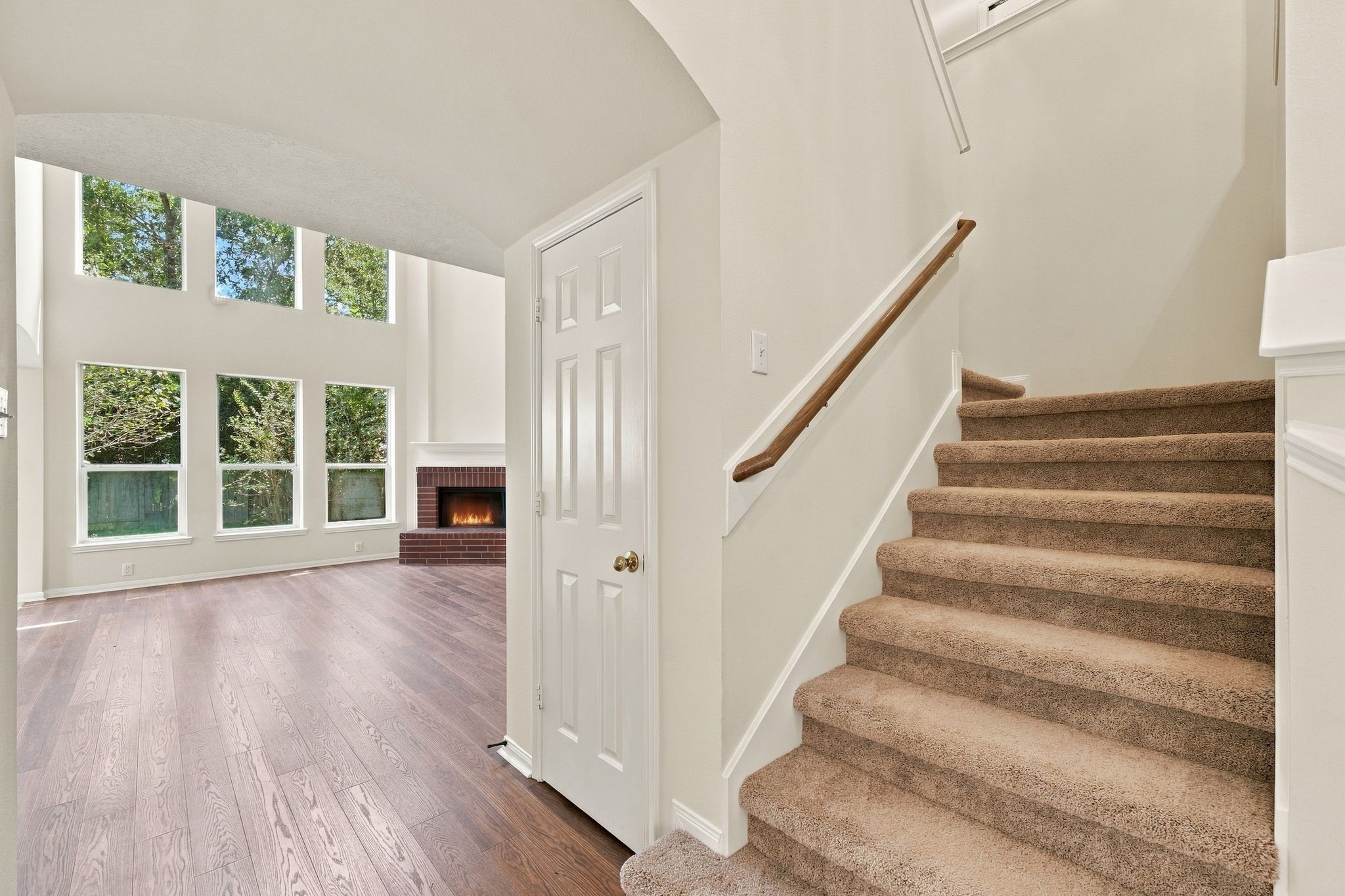10 Orchid Grove Place, Conroe, TX 77385
