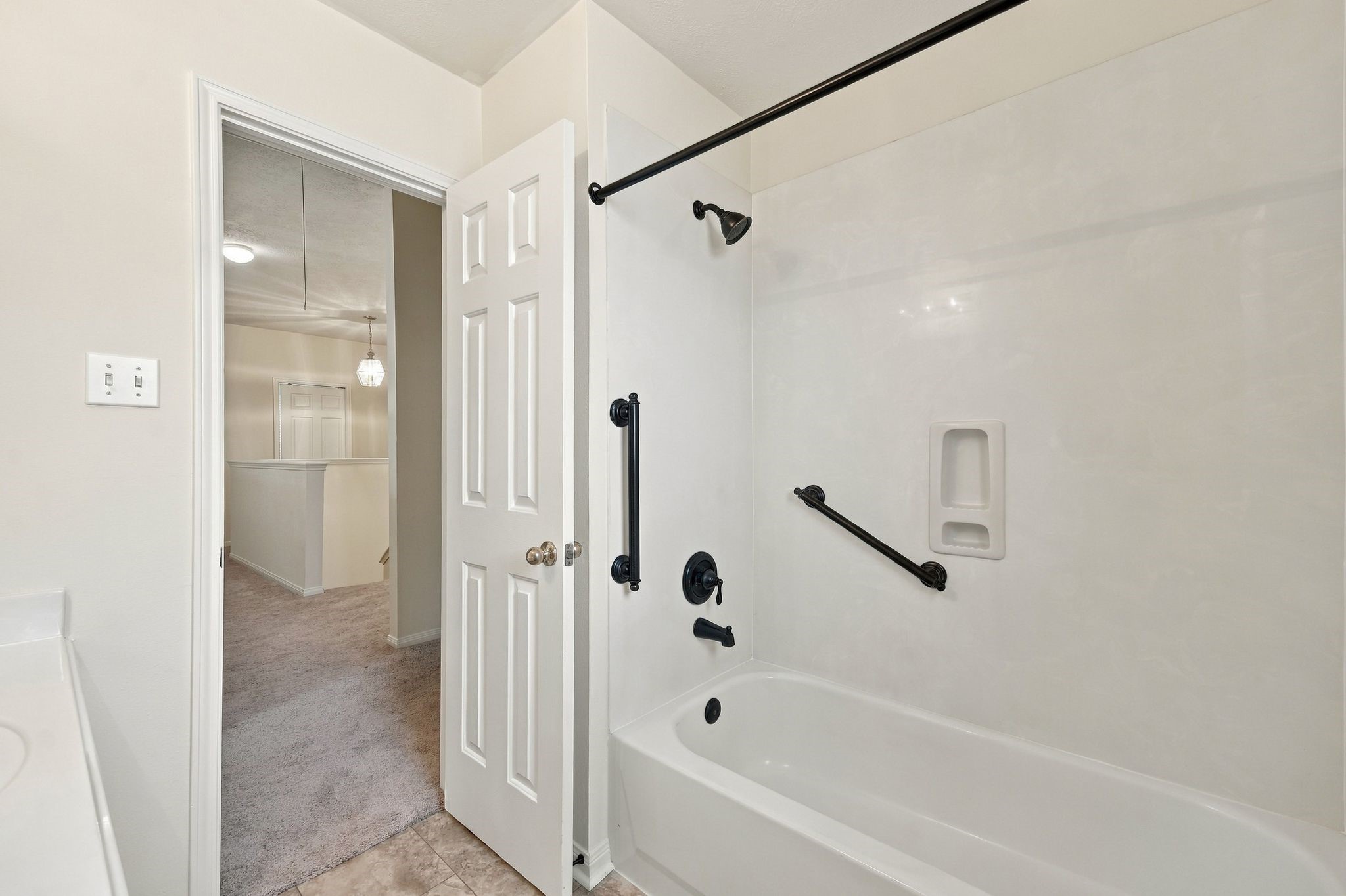 10 Orchid Grove Place, Conroe, TX 77385
