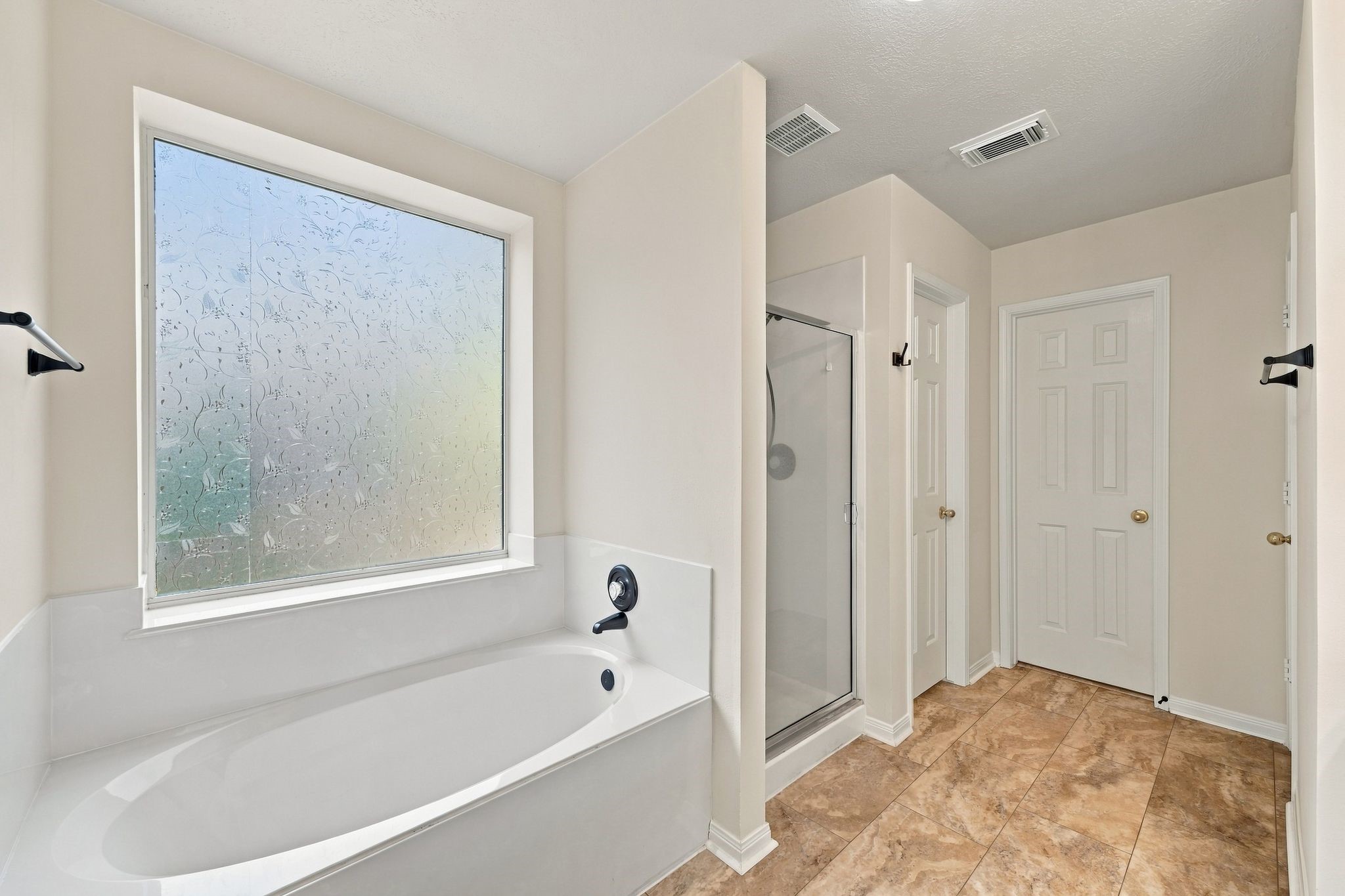 10 Orchid Grove Place, Conroe, TX 77385