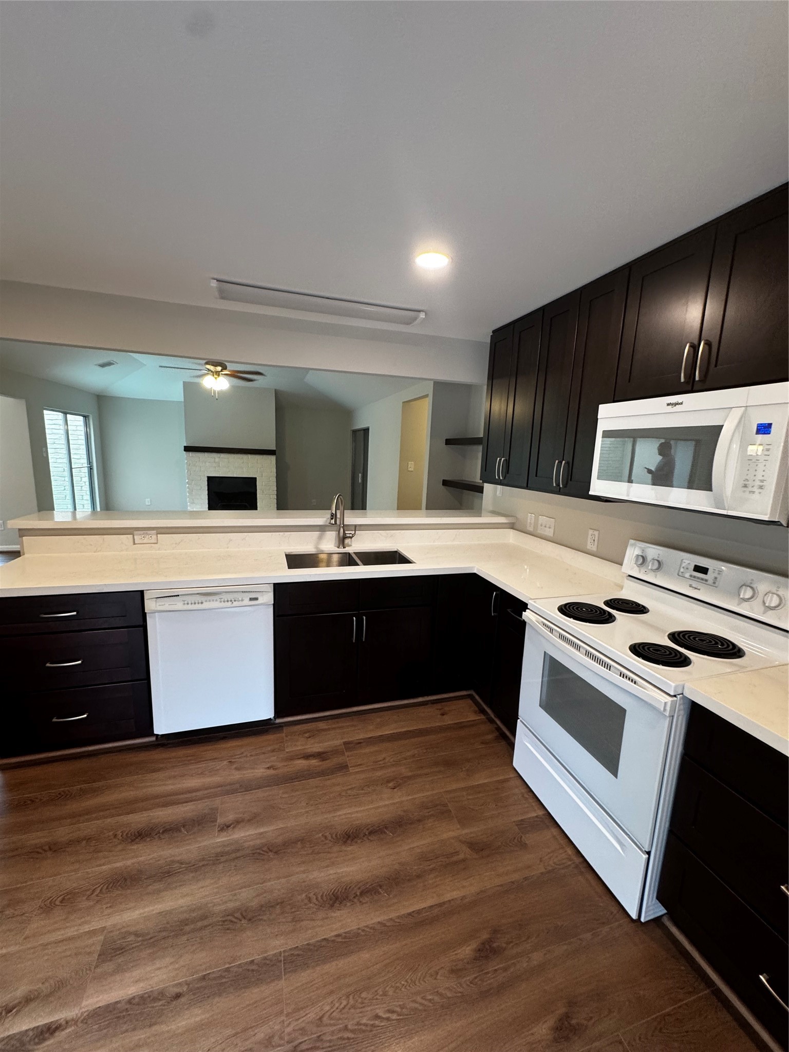 8807 Belle Glen Drive, Houston, TX 77099
