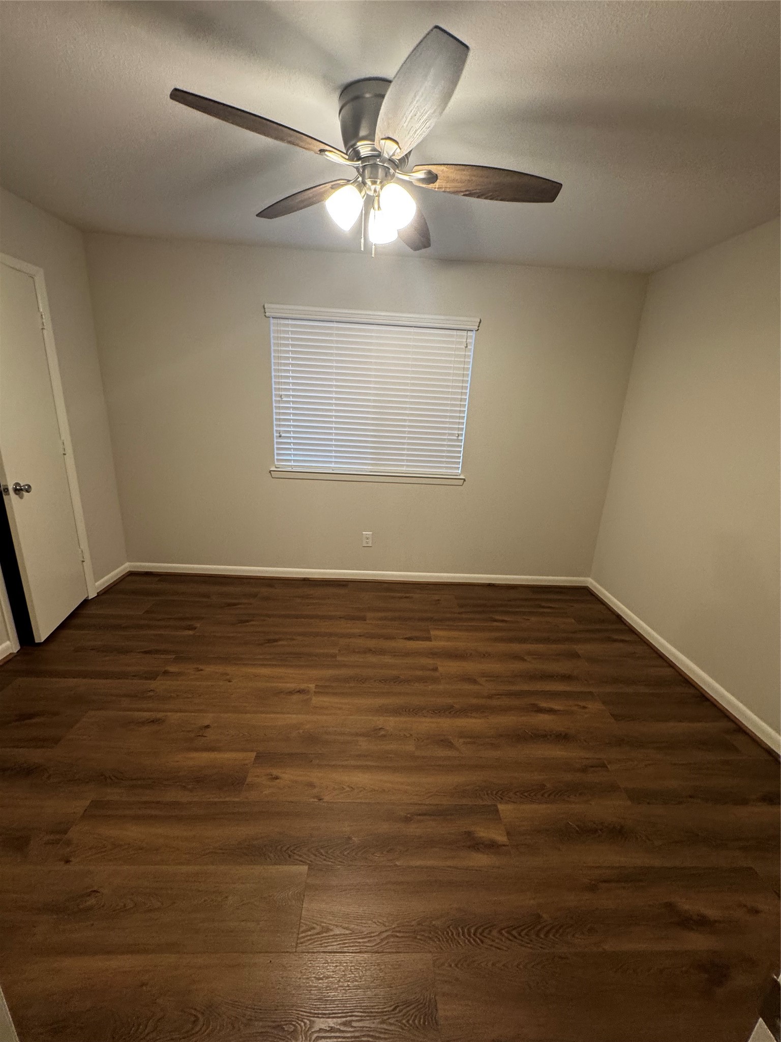 8807 Belle Glen Drive, Houston, TX 77099