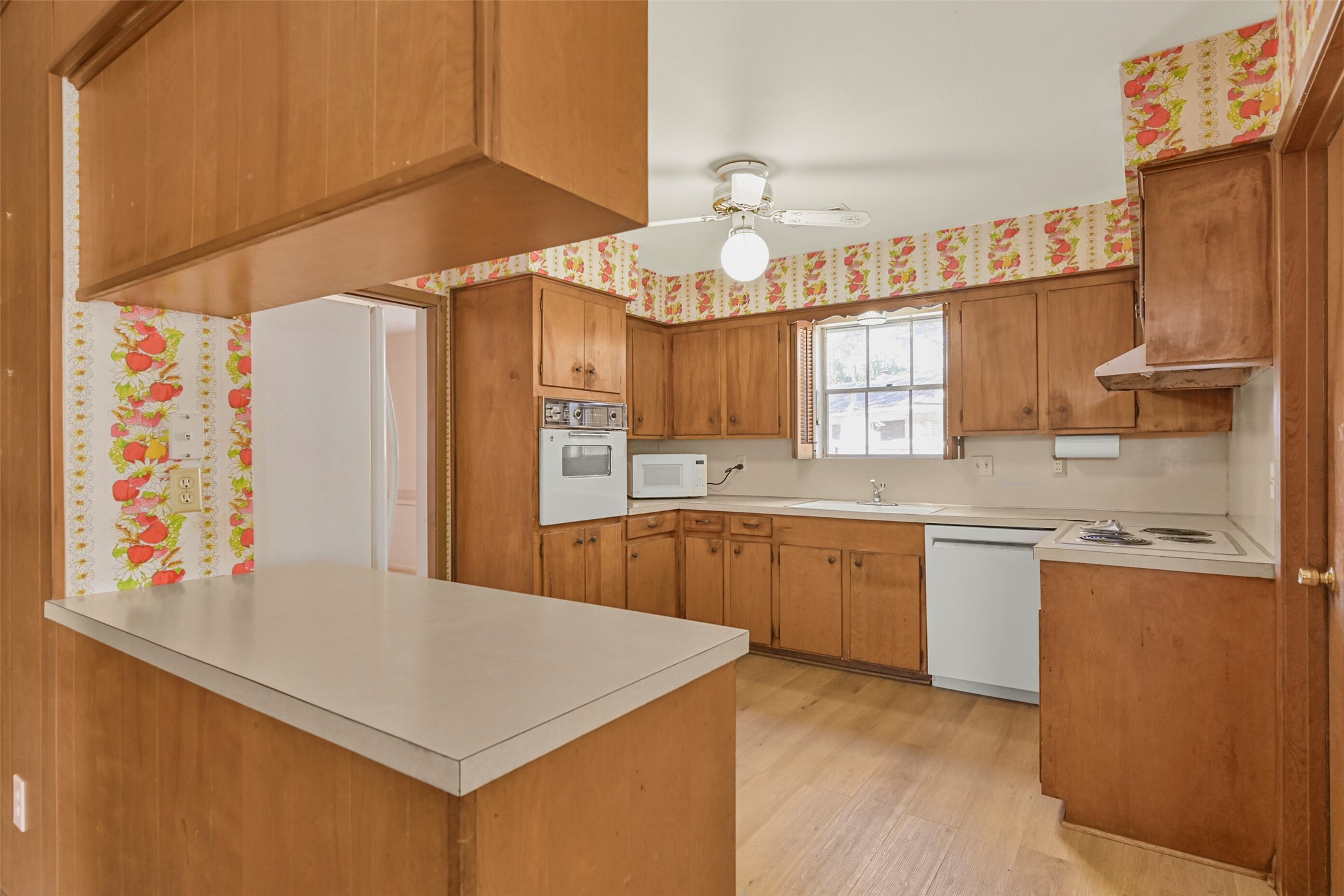 Bright and airy kitchen