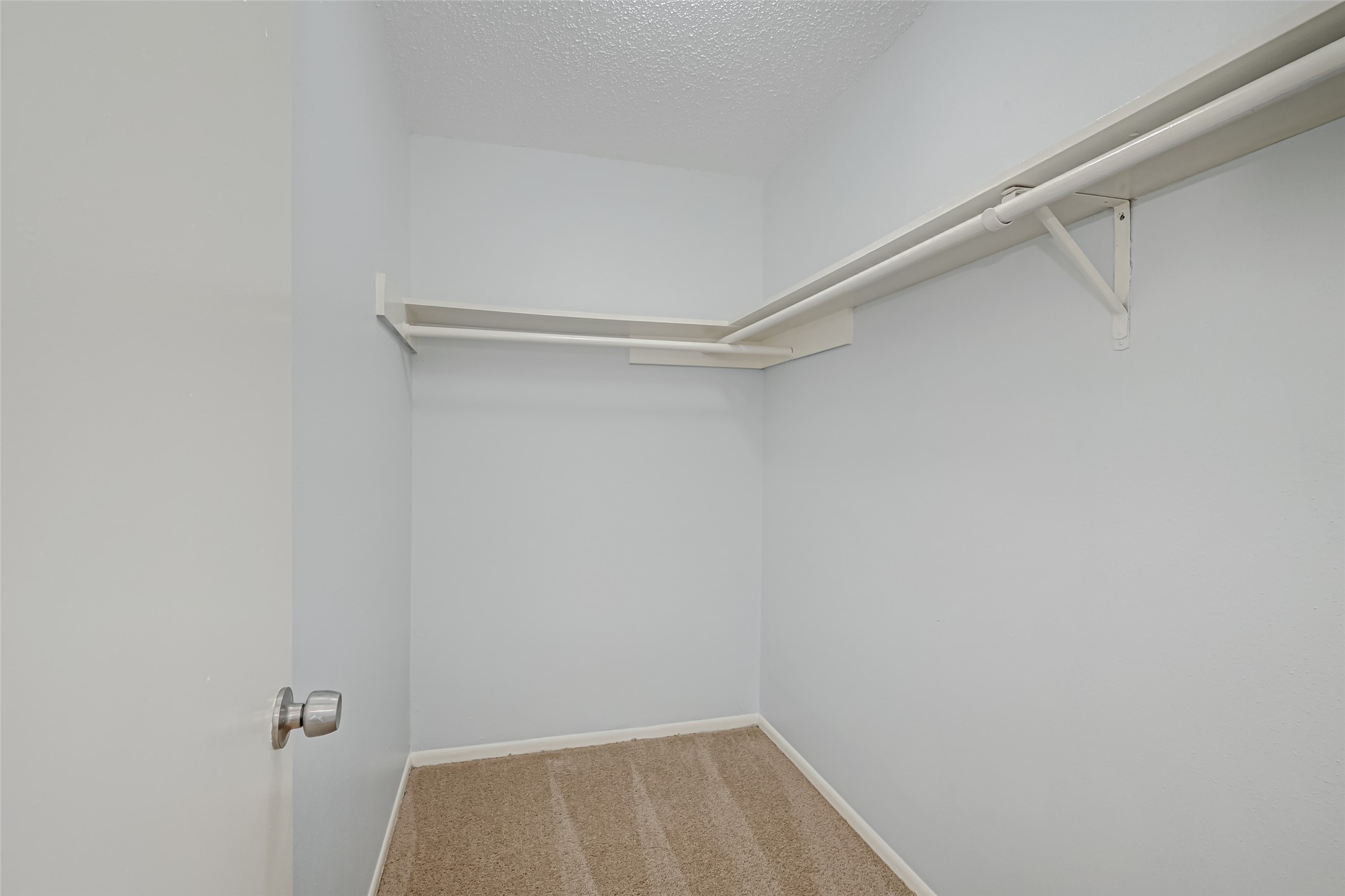 Secondary BR closet
