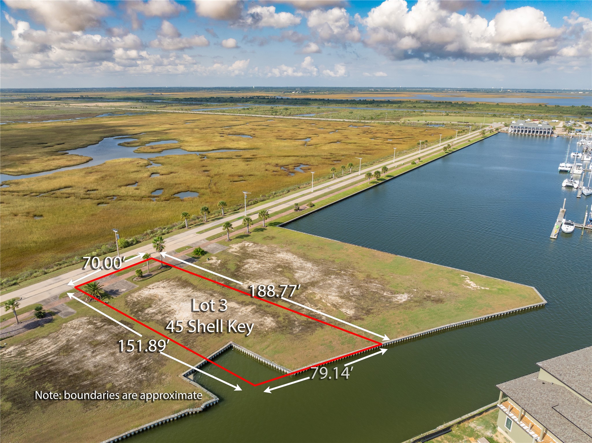 45 Shell Key, Hitchcock, TX 77563