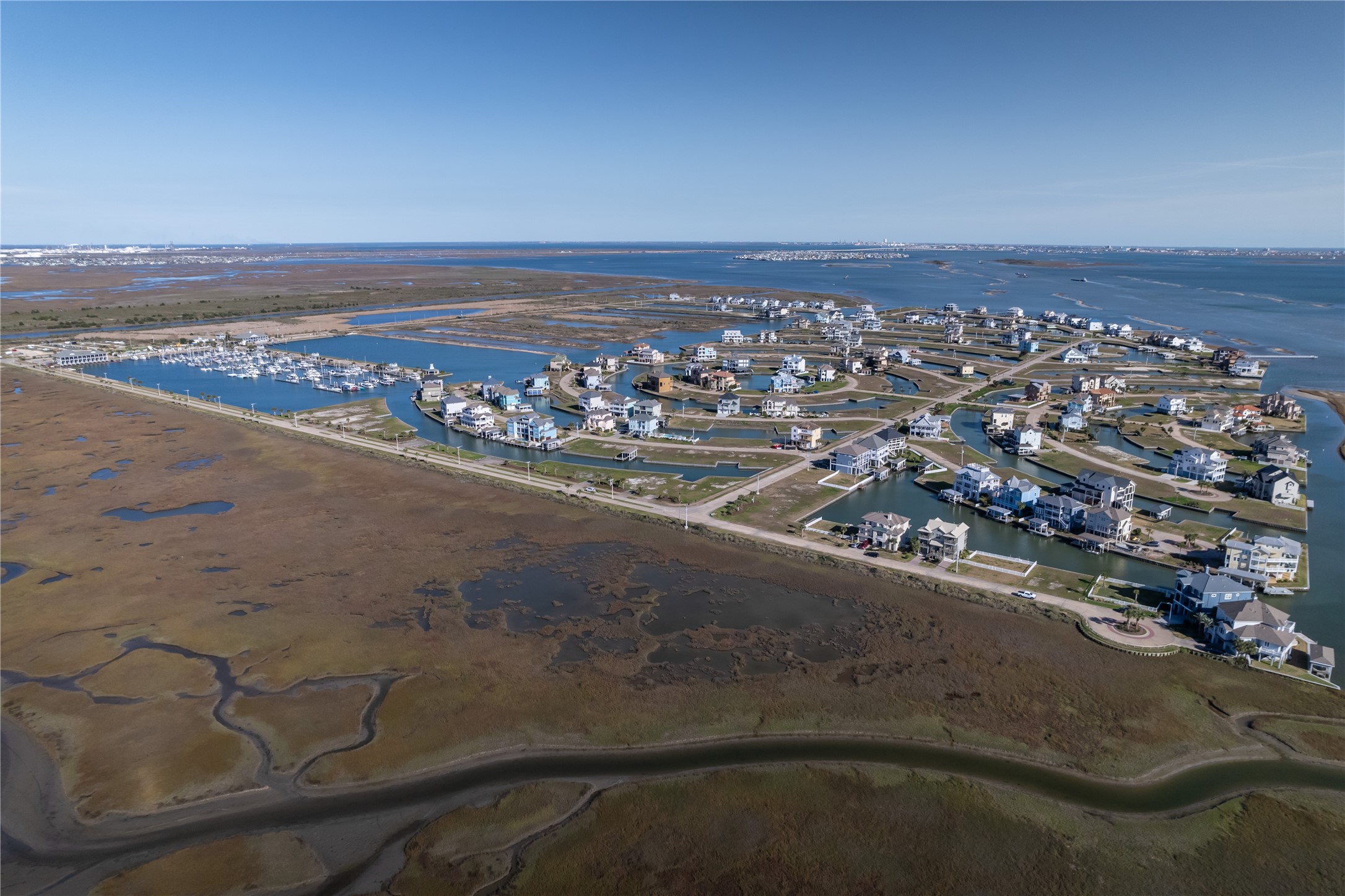 45 Shell Key, Hitchcock, TX 77563