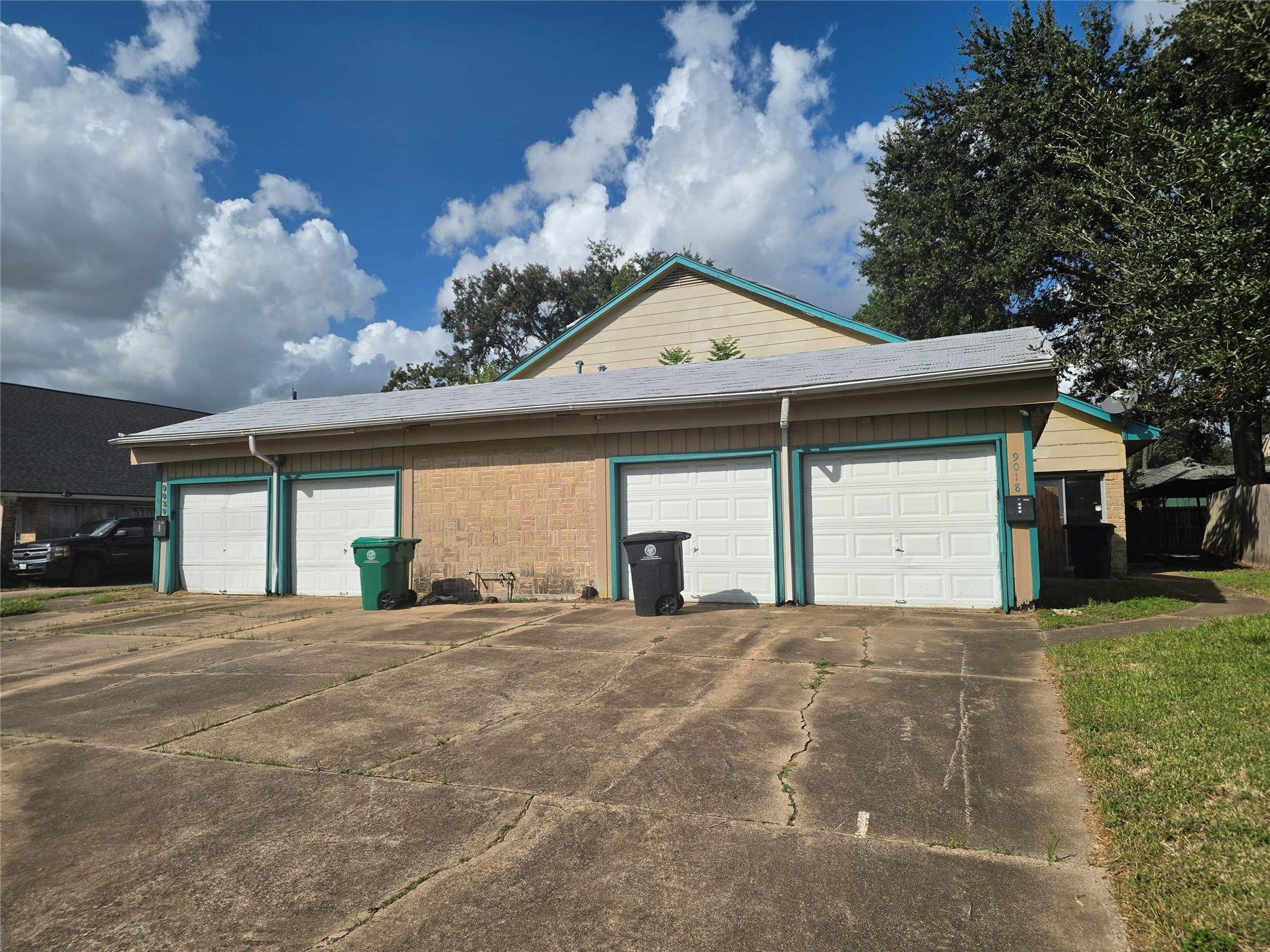 9018 Triola Lane, Houston, TX 77036