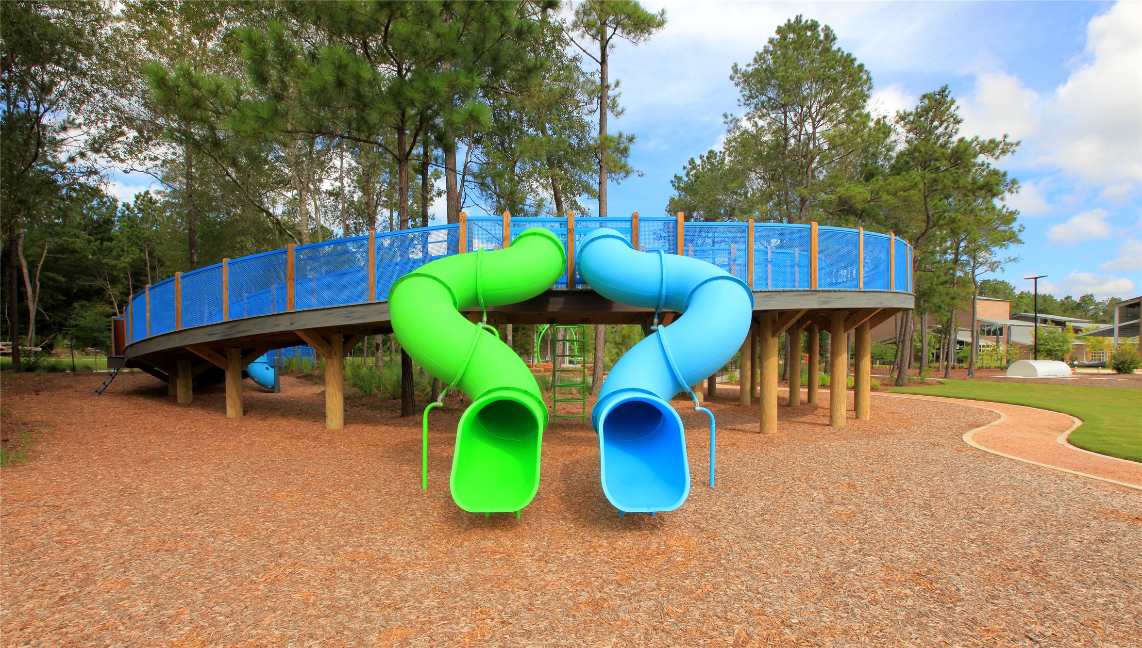 The children's climbing structure located in ARTAVIA.