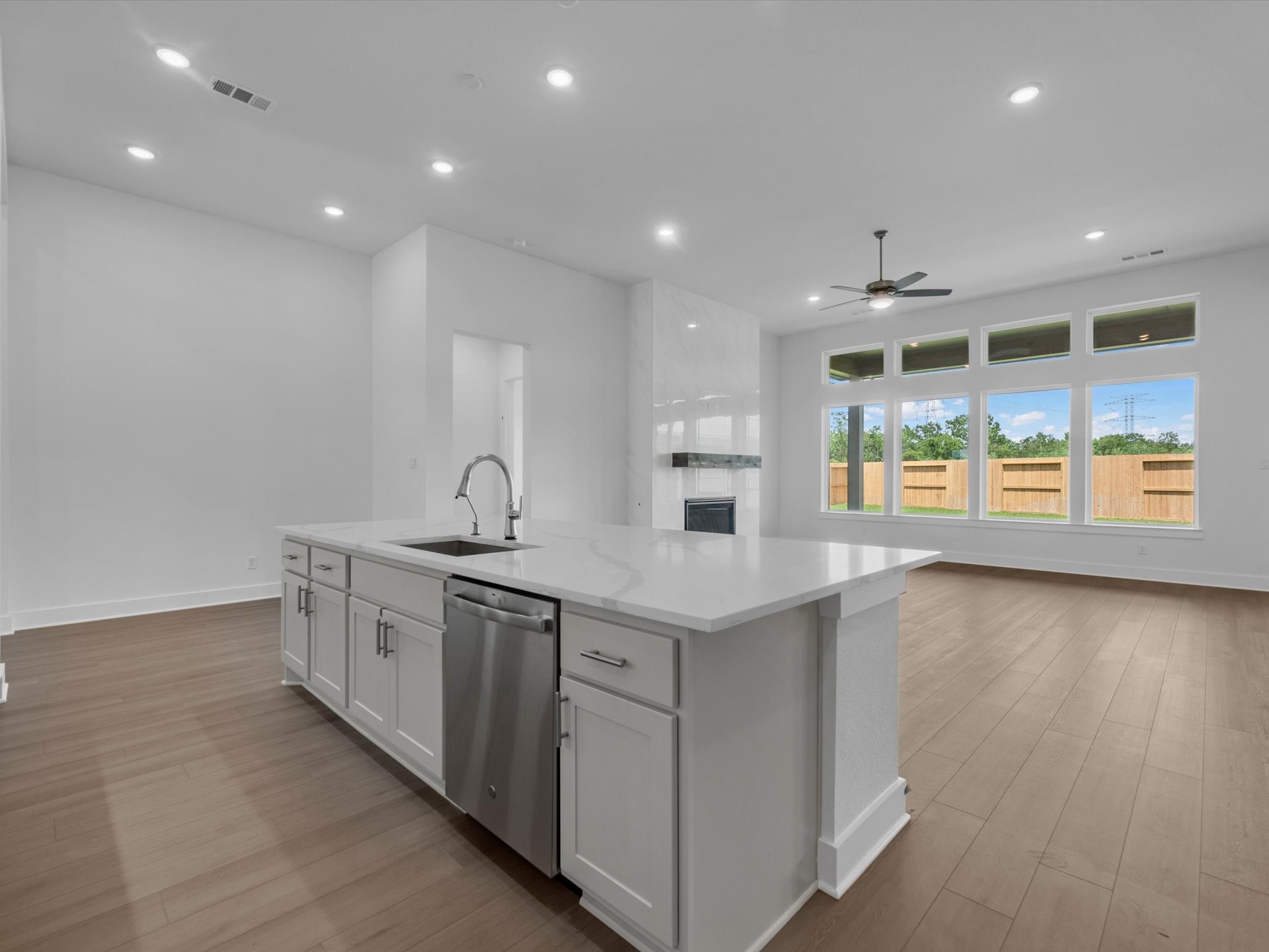 2722 Crown Ridge Drive, Missouri City, TX 77459