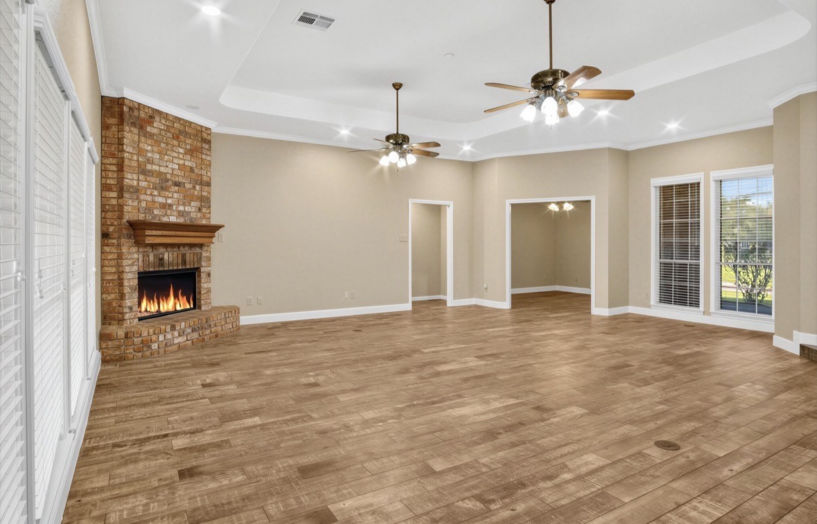 131 Happy Hollow Street, Alvin, TX 77511