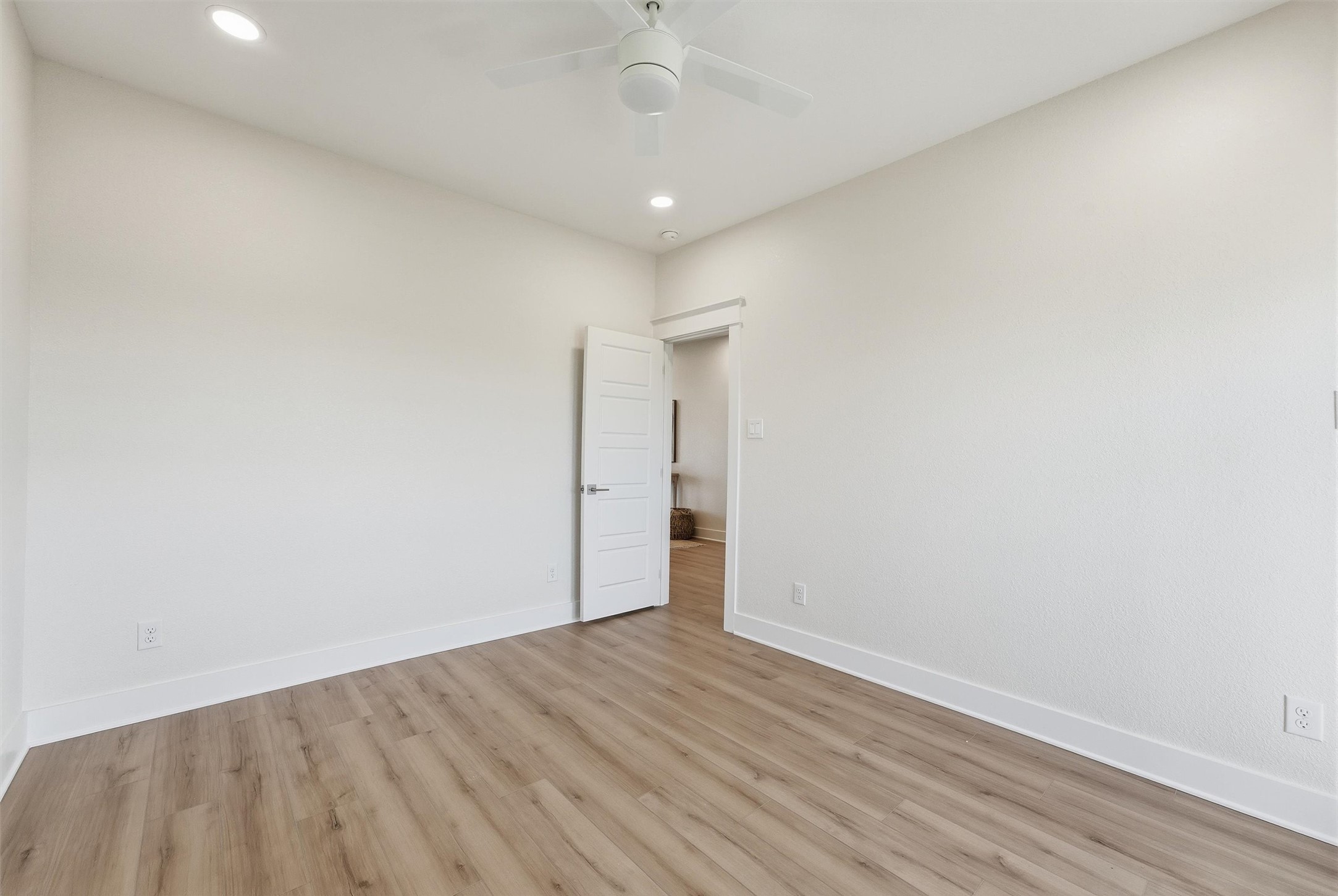 18618 Shaman Drive, Galveston, TX 77554