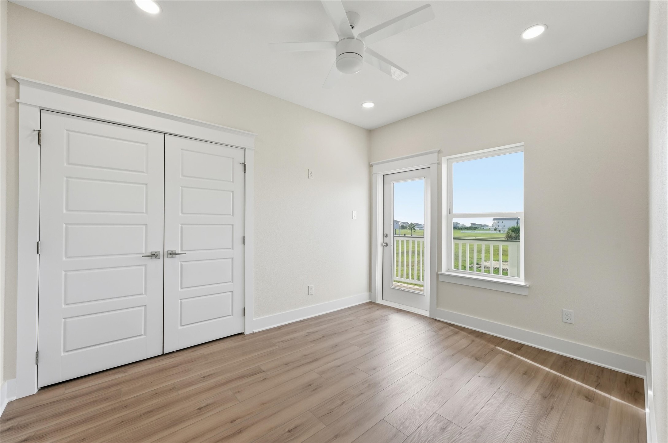 18618 Shaman Drive, Galveston, TX 77554