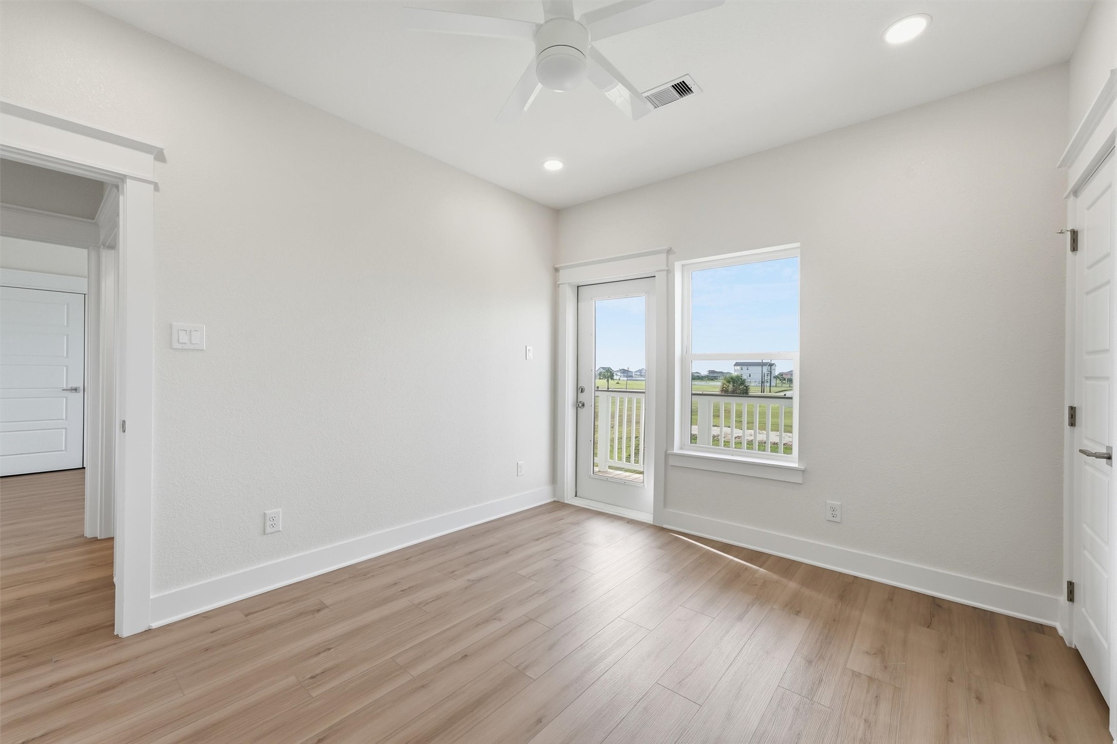 18618 Shaman Drive, Galveston, TX 77554