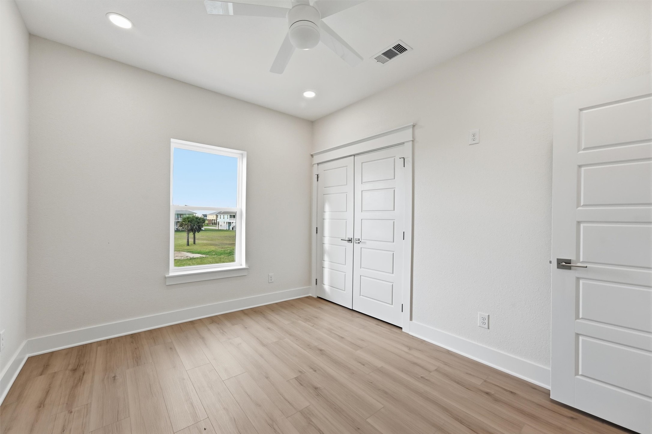 18618 Shaman Drive, Galveston, TX 77554