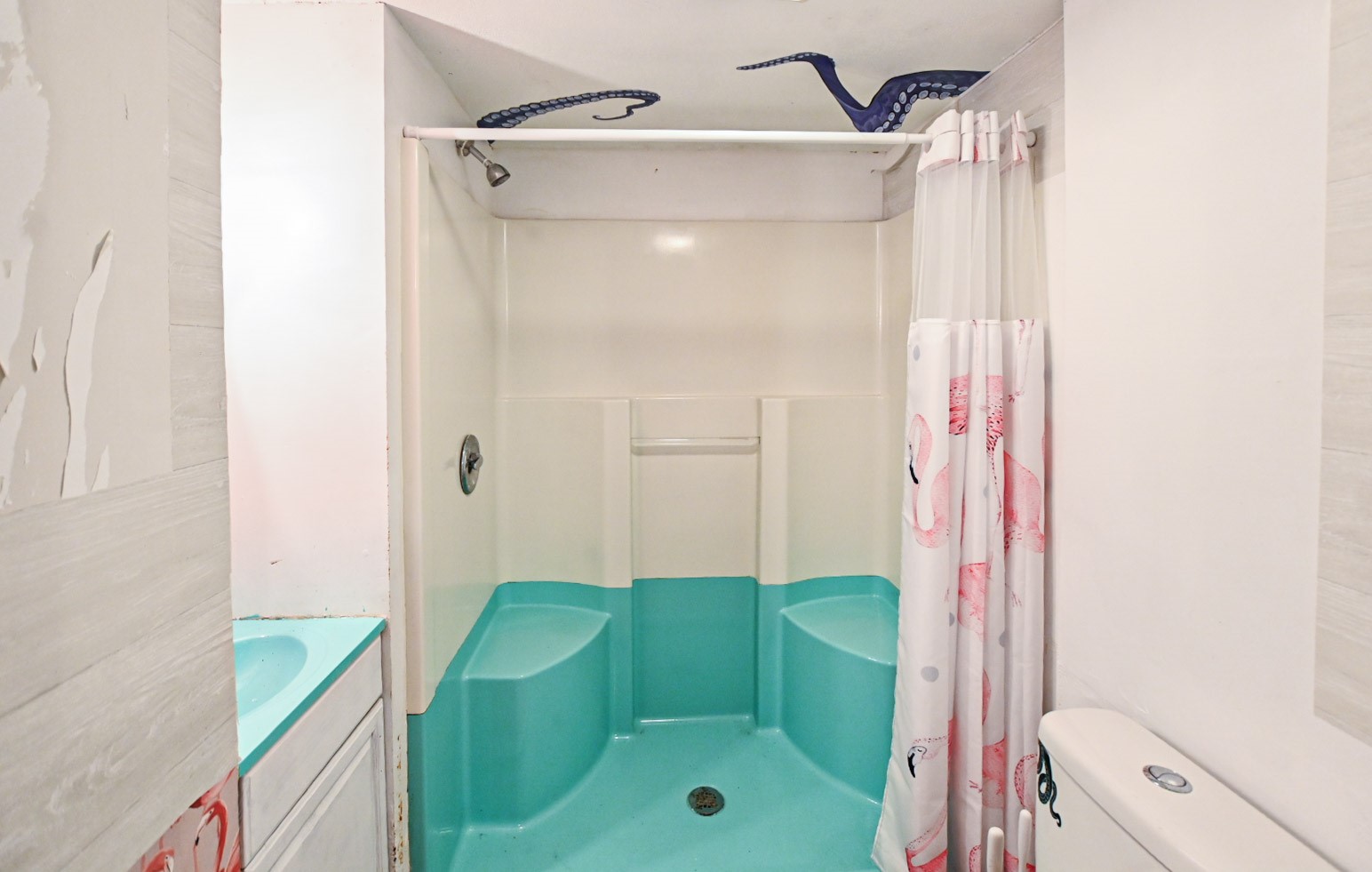 Full bath at lower level.