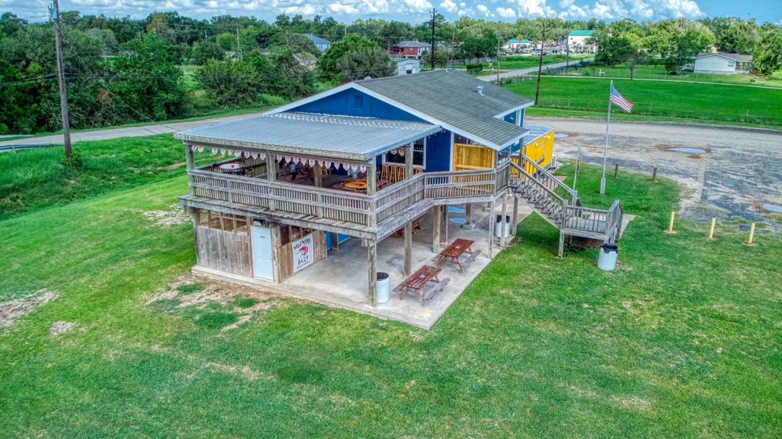 8614 Robinson Road, Hitchcock, TX 77563