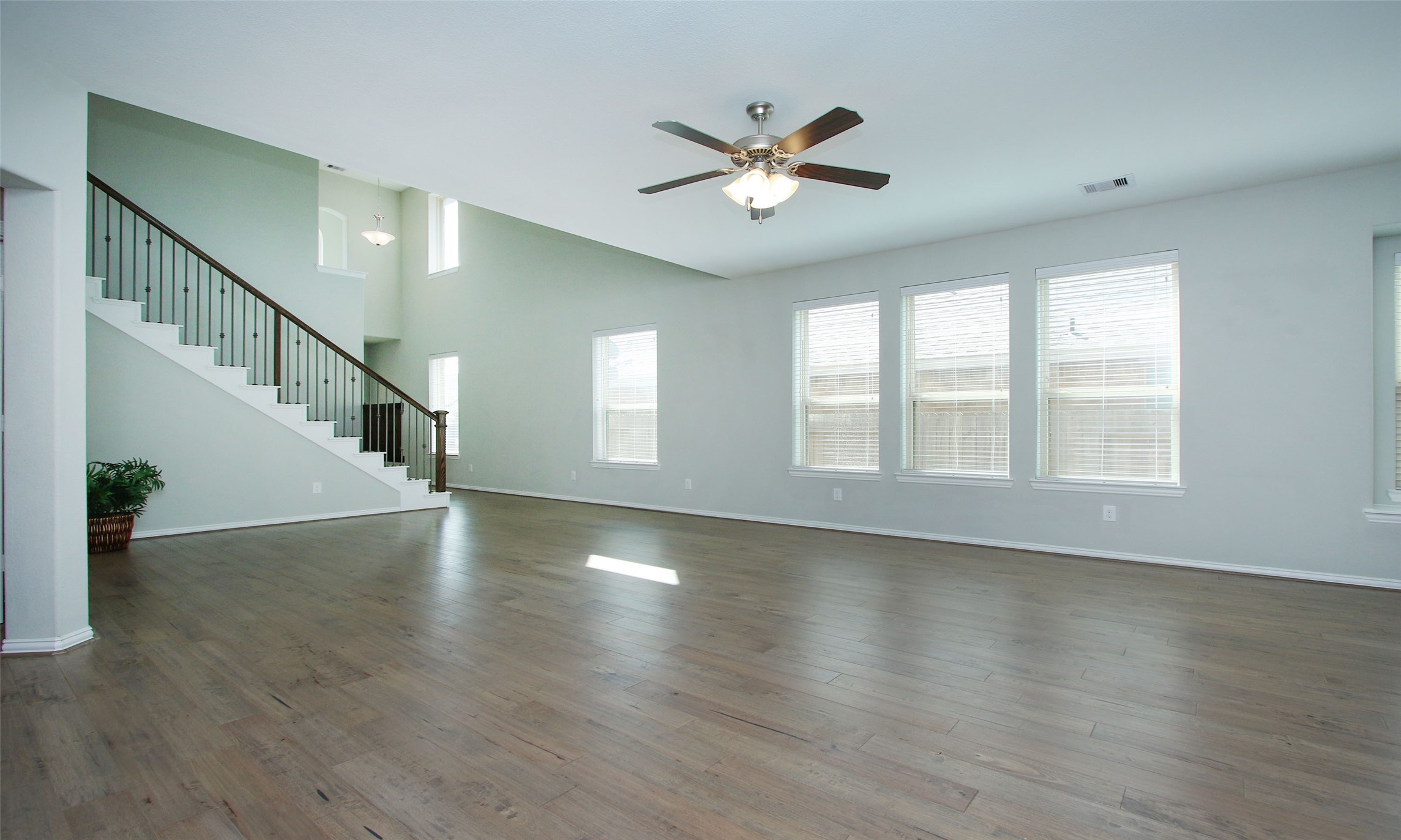177 Emory Birch Drive, Montgomery, TX 77316