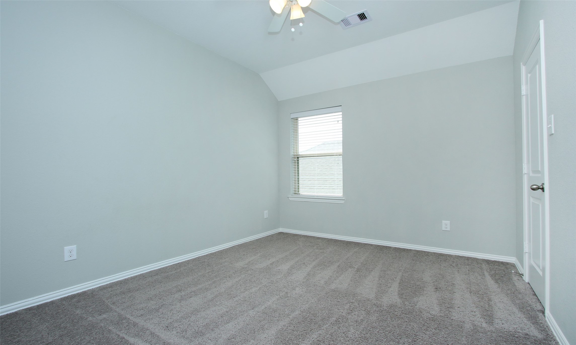 177 Emory Birch Drive, Montgomery, TX 77316
