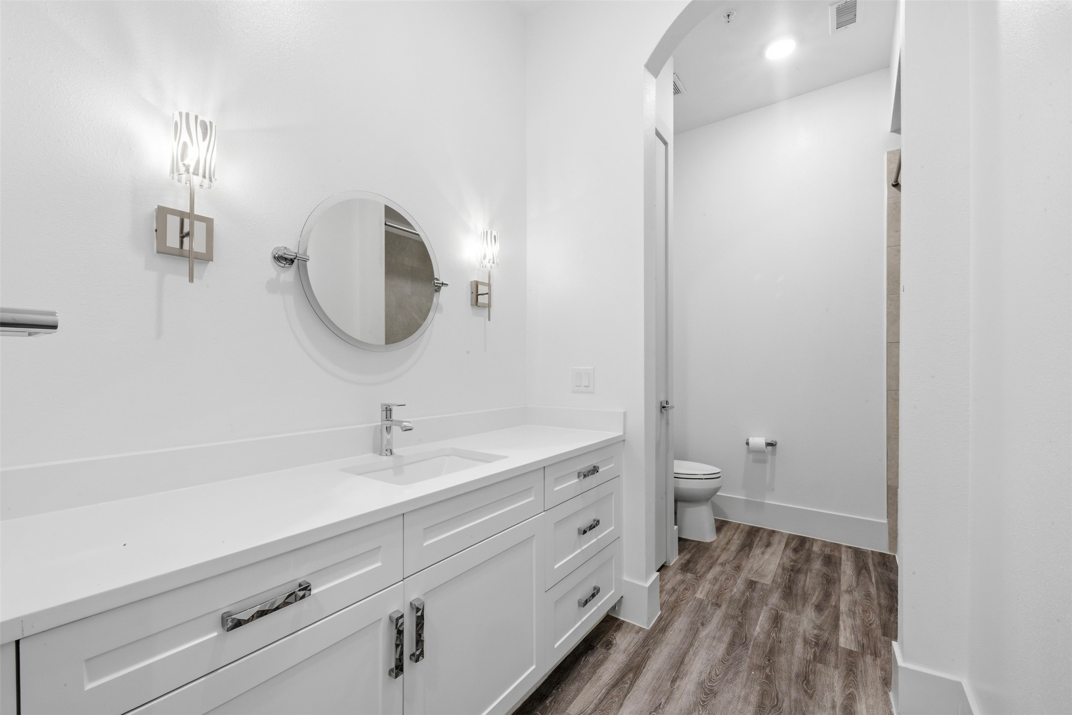 199 Waterpoint Court, #106, Conroe, TX 77356