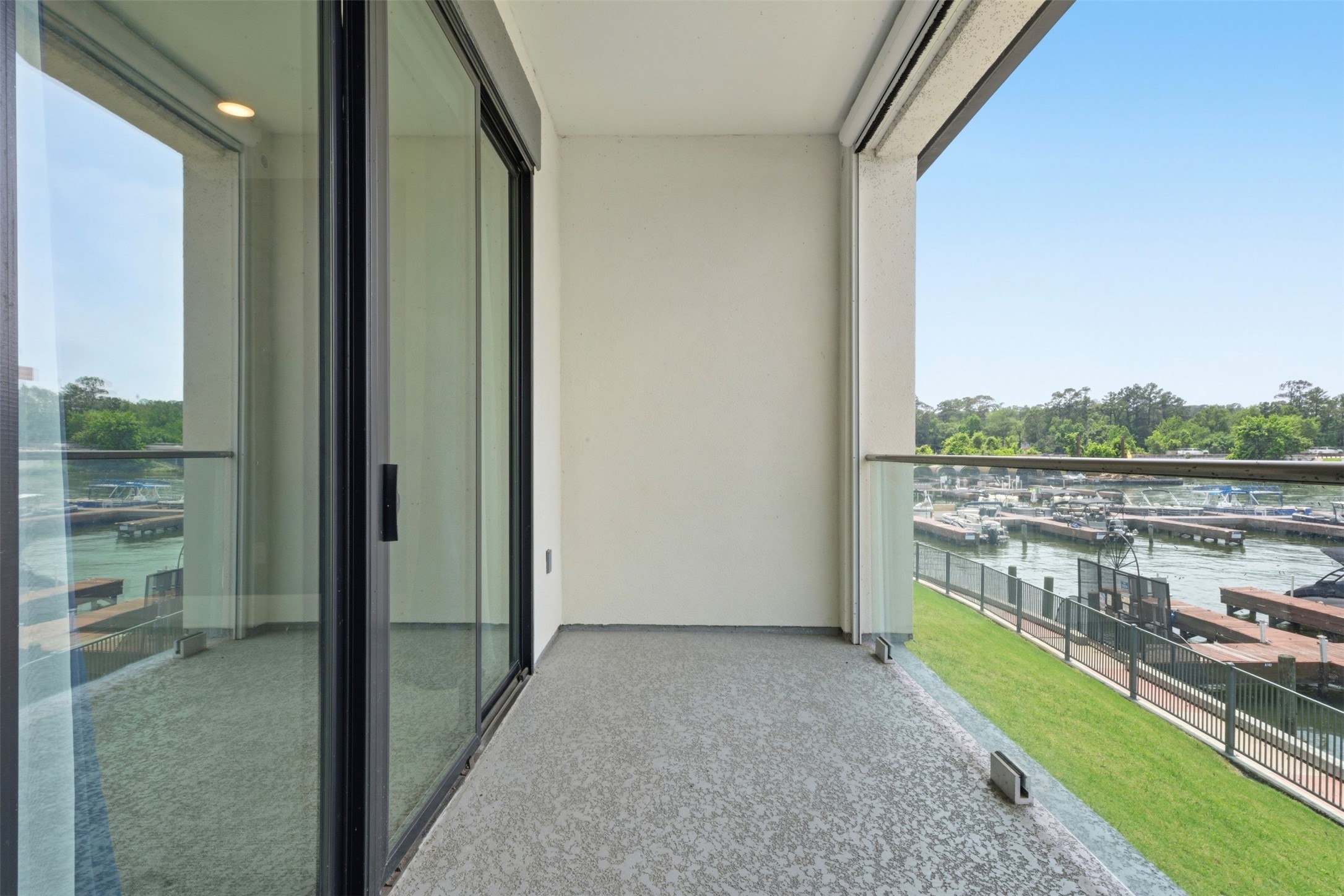 199 Waterpoint Court, #106, Conroe, TX 77356