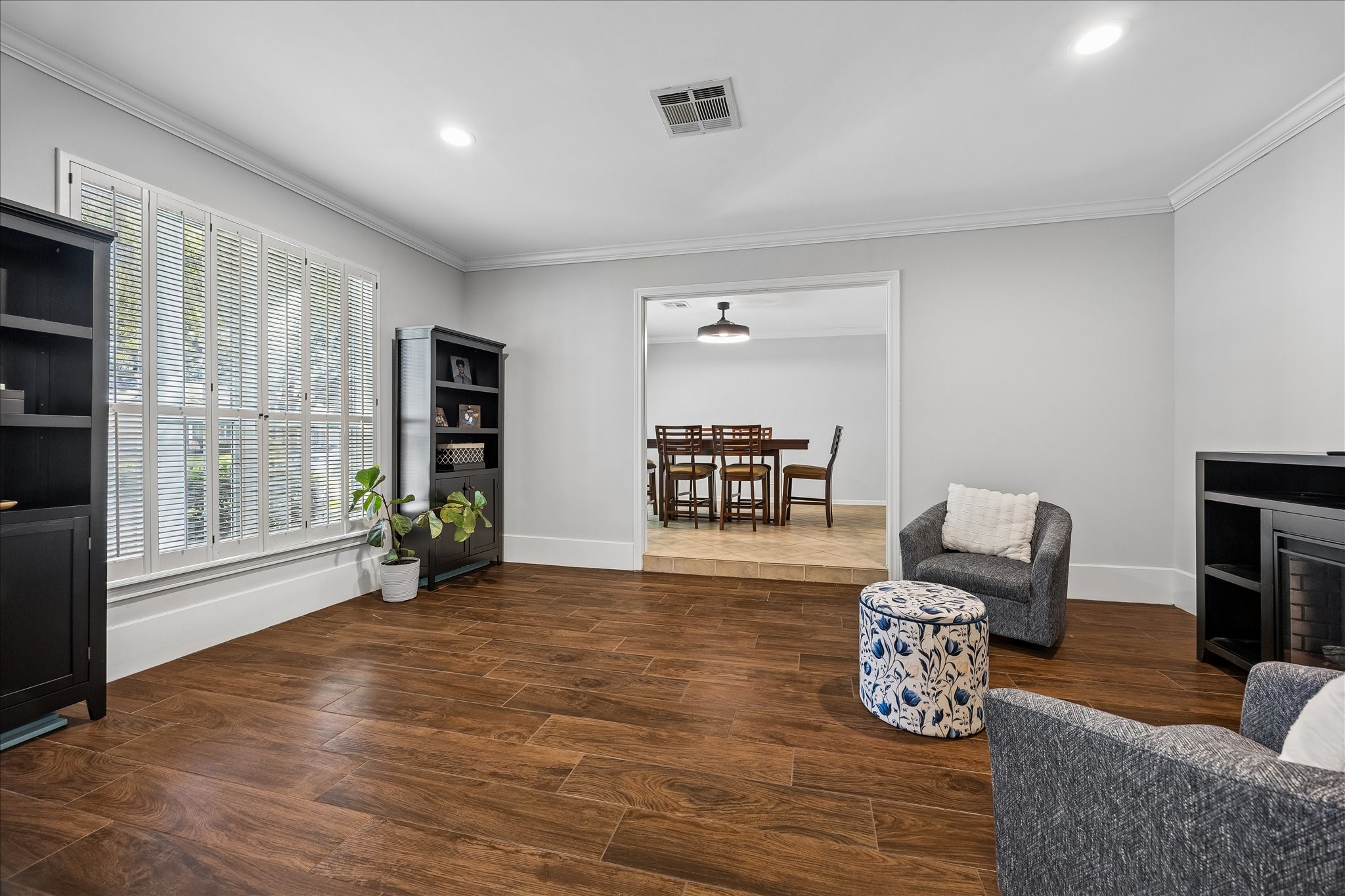 7626 Meadowvale Drive, Houston, TX 77063