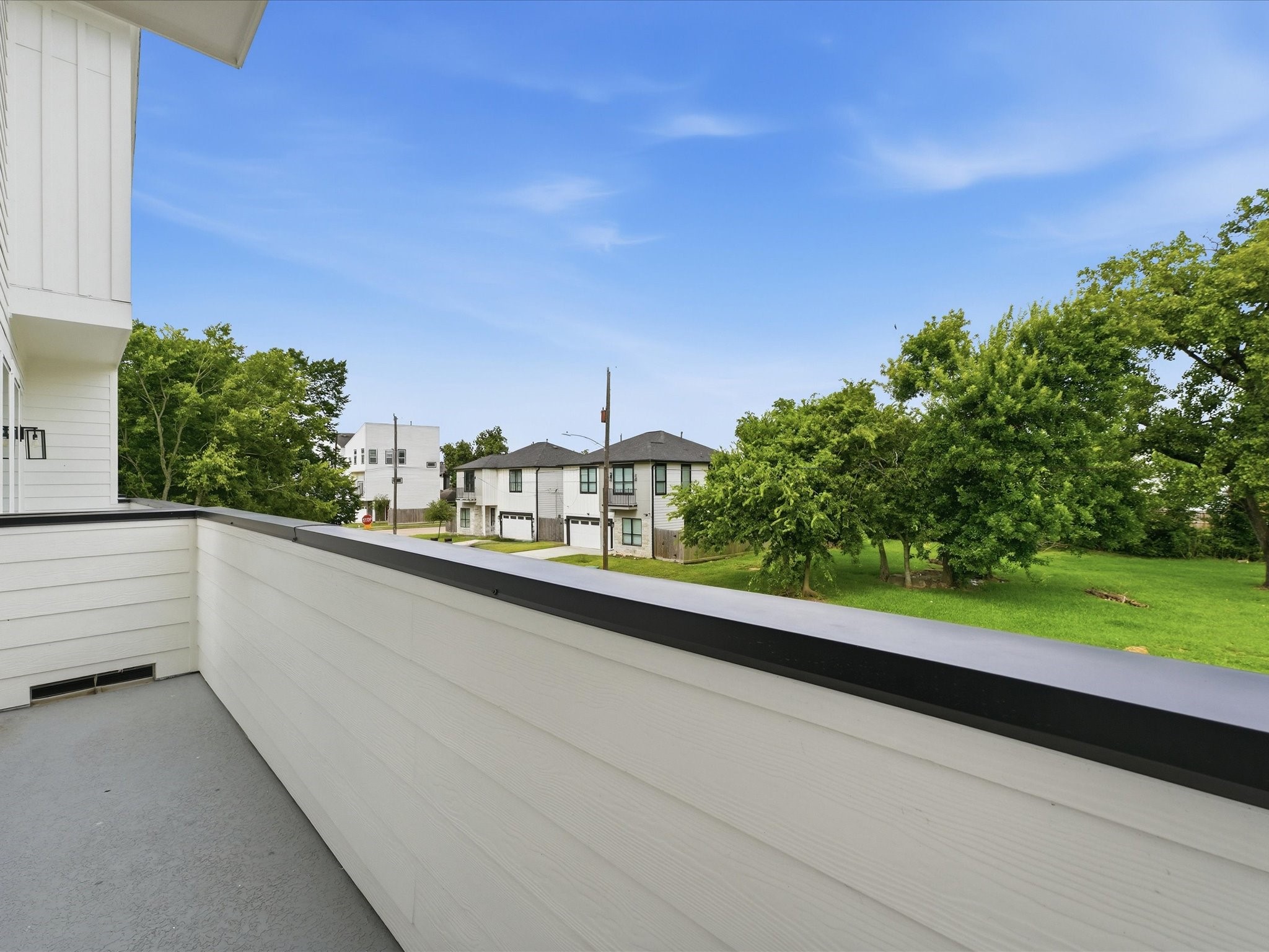 7451 LaSalette St, Houston, TX 77021