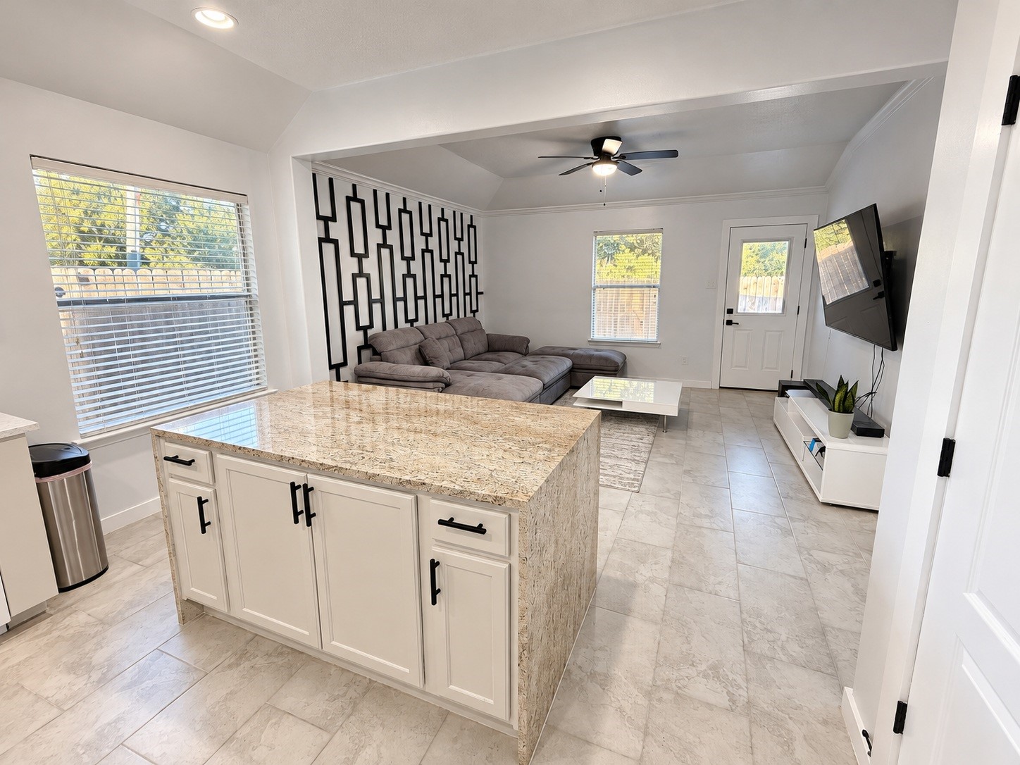 15519 Hinsdale Springs Lane, Houston, TX 77053