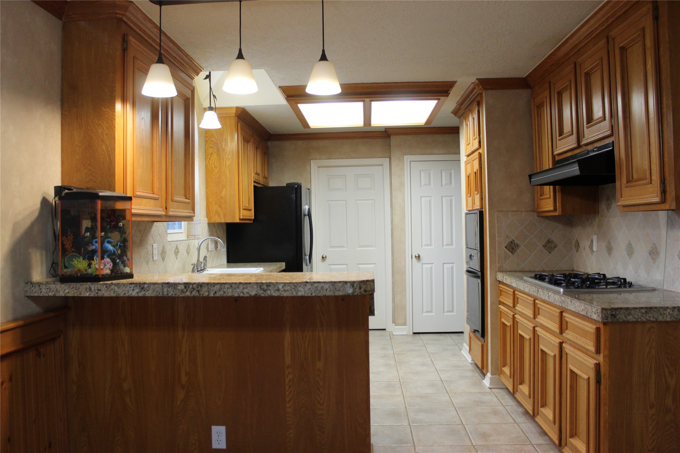 Breakfast bar in kitchen