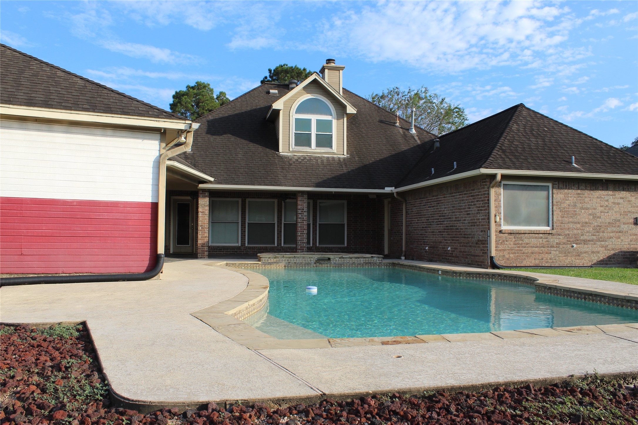 1107 Glenshannon Avenue, Friendswood, TX 77546