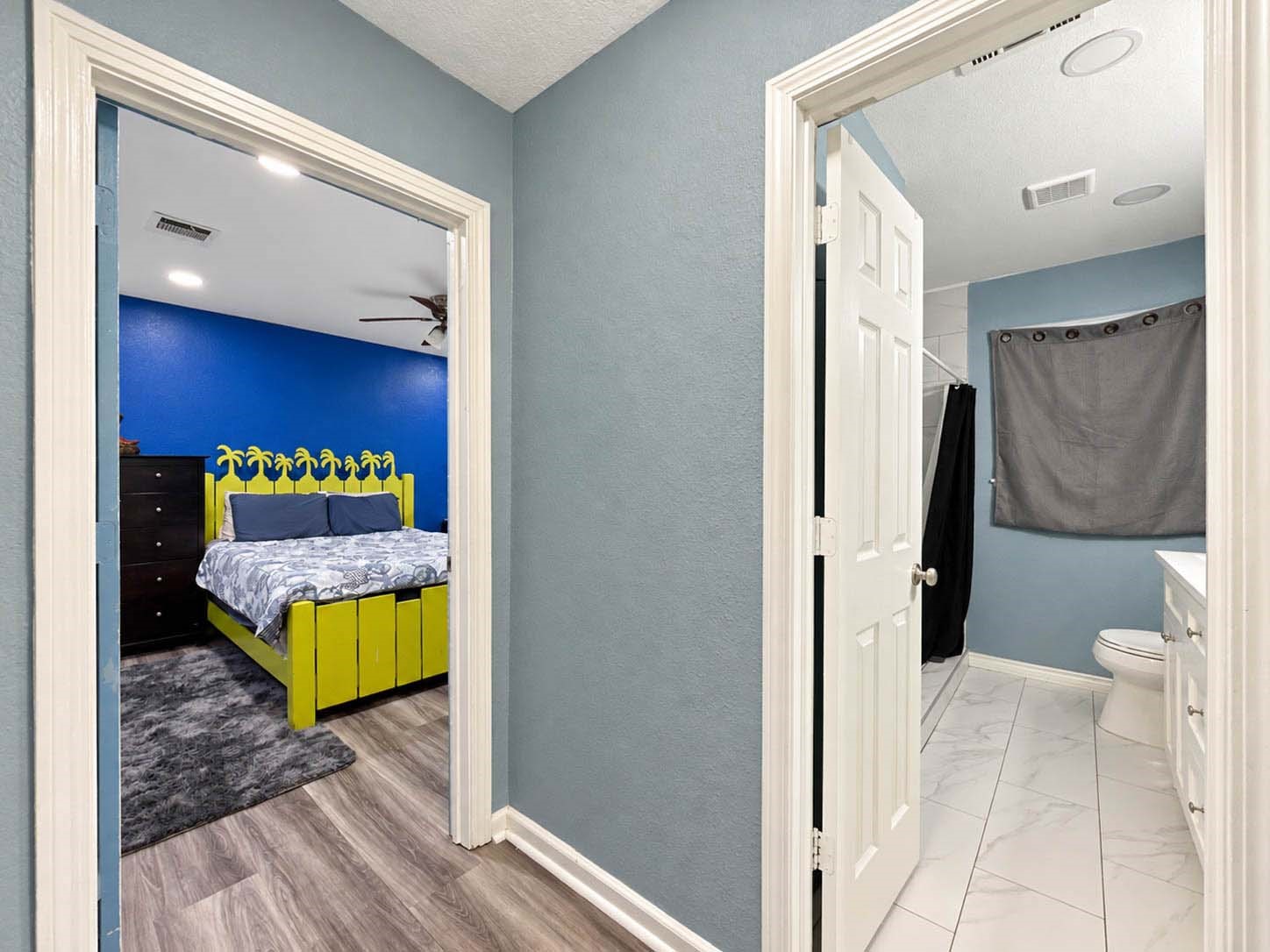 6737 E Bayou Drive, Hitchcock, TX 77563 6737 E Bayou Drive, Hitchcock, TX 77563