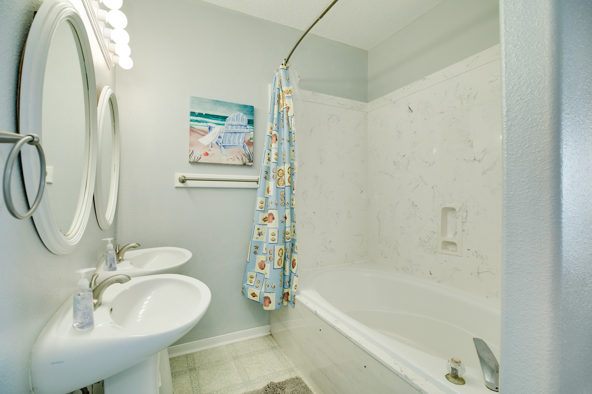 2402 Bluewater Highway, Surfside Beach, TX 77541