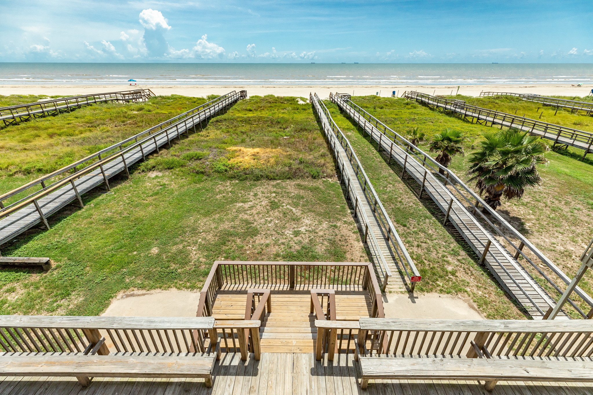 2402 Bluewater Highway, Surfside Beach, TX 77541