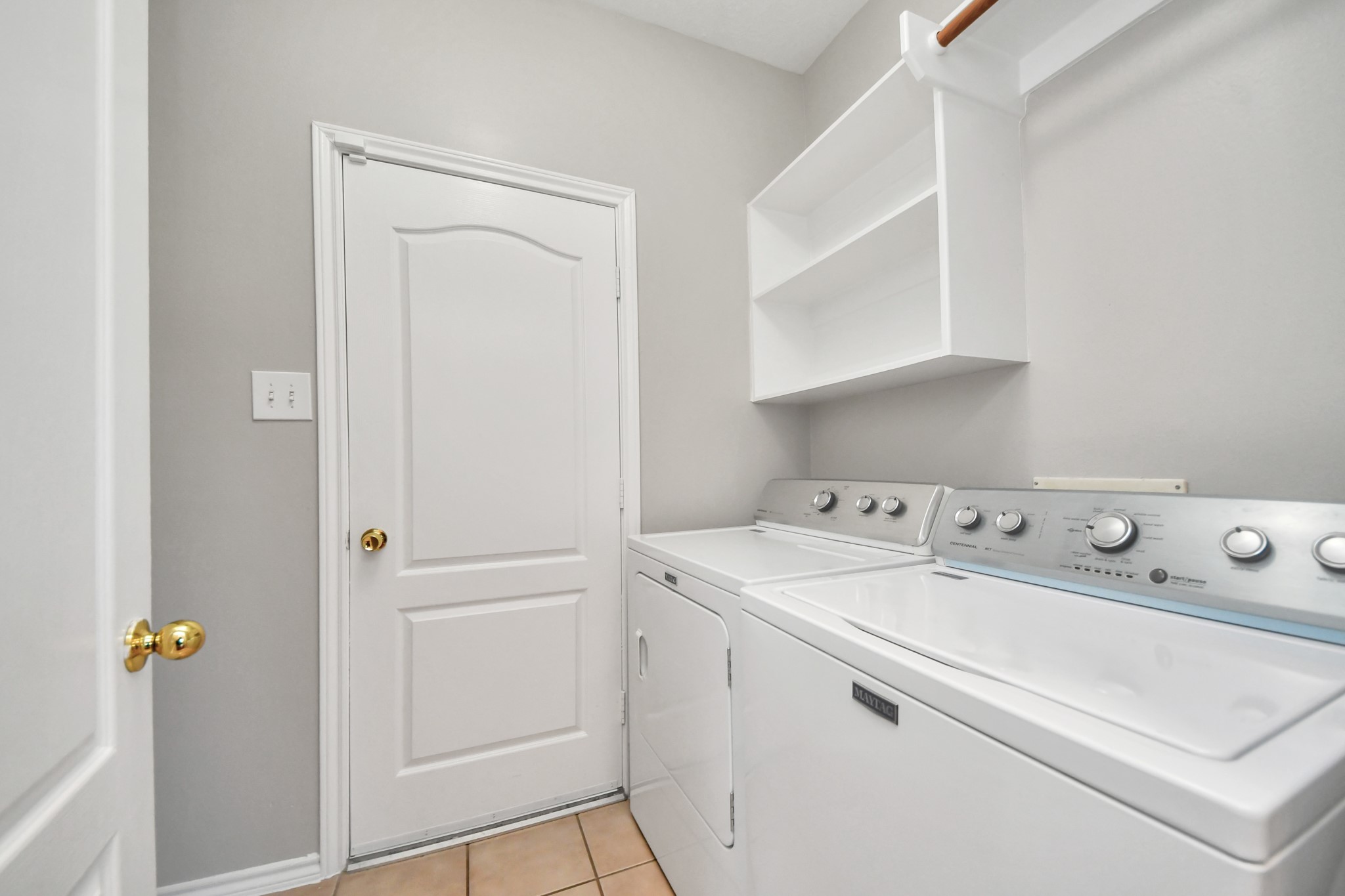 1422 Queens Bay Drive, Katy, TX 77494
