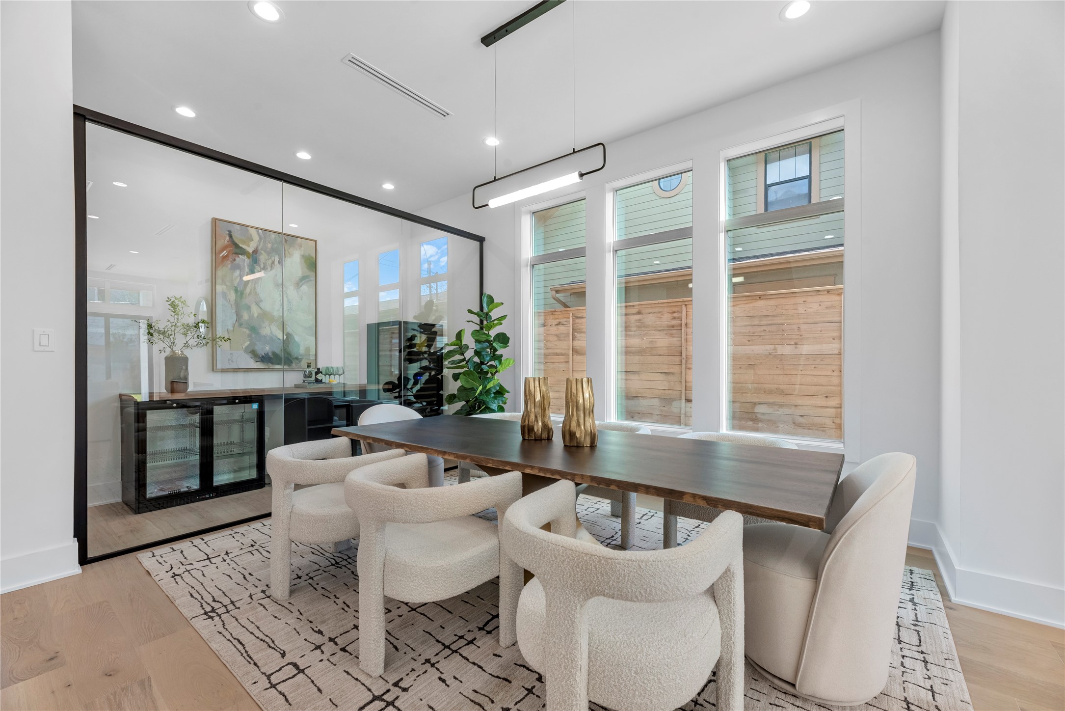 963 W 41st Street, Houston, TX 77018