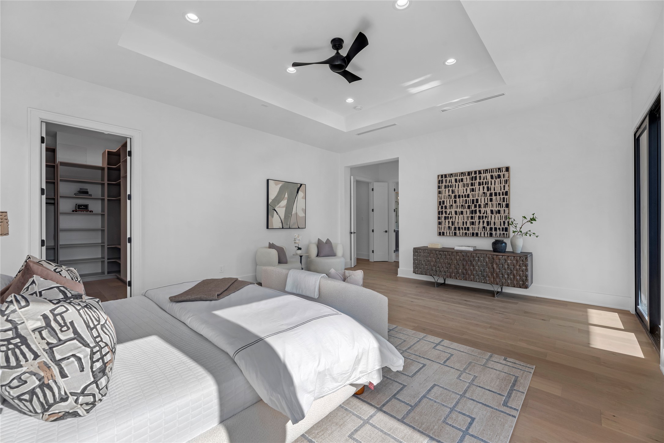 963 W 41st Street, Houston, TX 77018