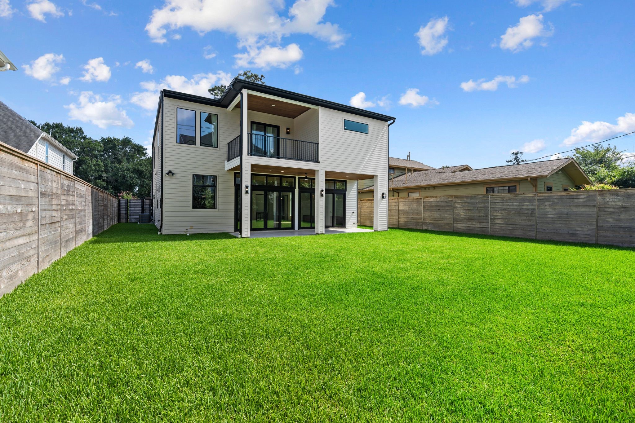 963 W 41st Street, Houston, TX 77018 963 W 41st Street, Houston, TX 77018