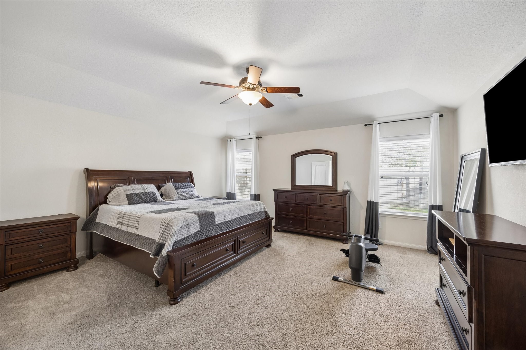 2005 Clatt Way, Conroe, TX 77301