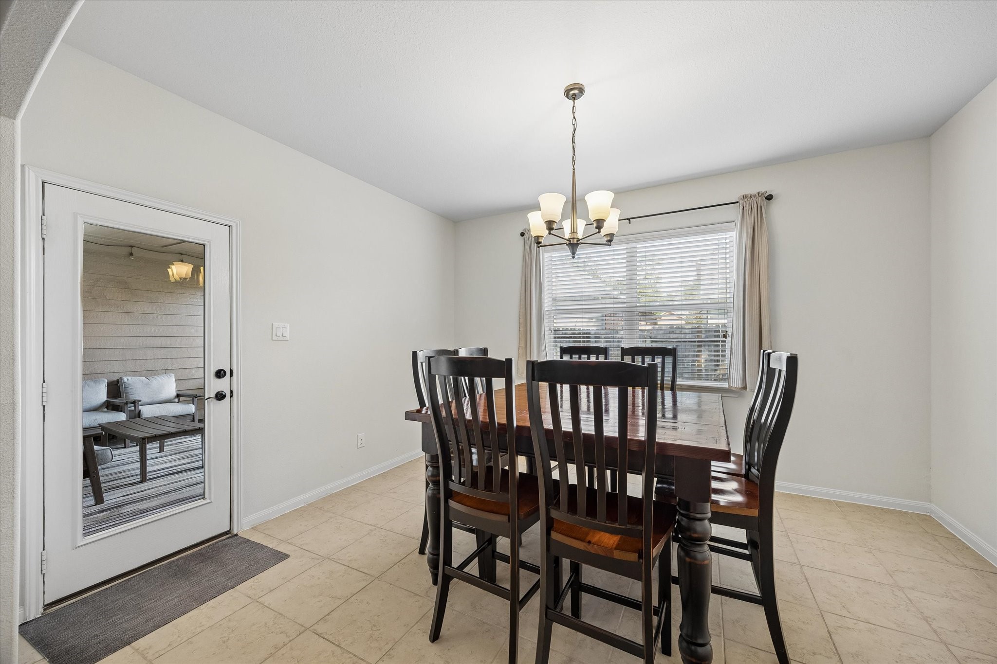 2005 Clatt Way, Conroe, TX 77301
