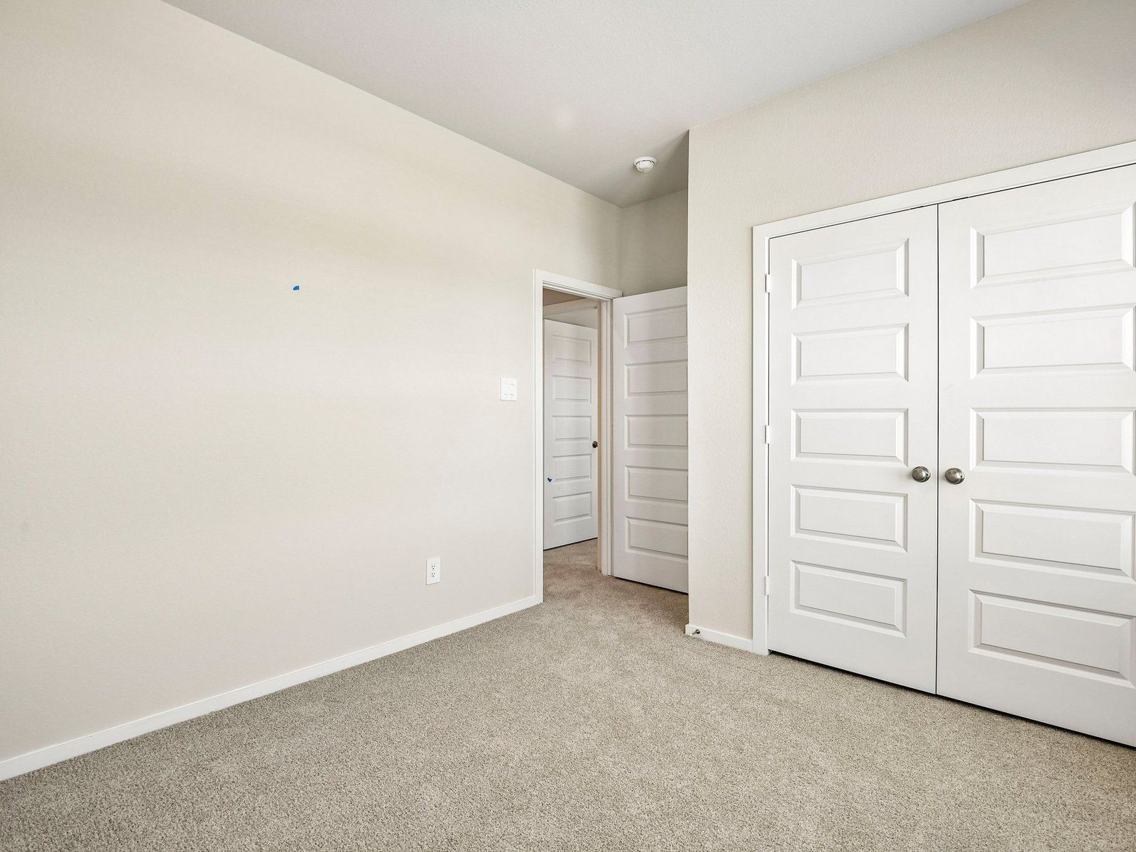 Photo is not of the actual home, but is an inspirational photo of builder's model home and nay depict options, furnishings, and/or decorator features that are not inlcluded.