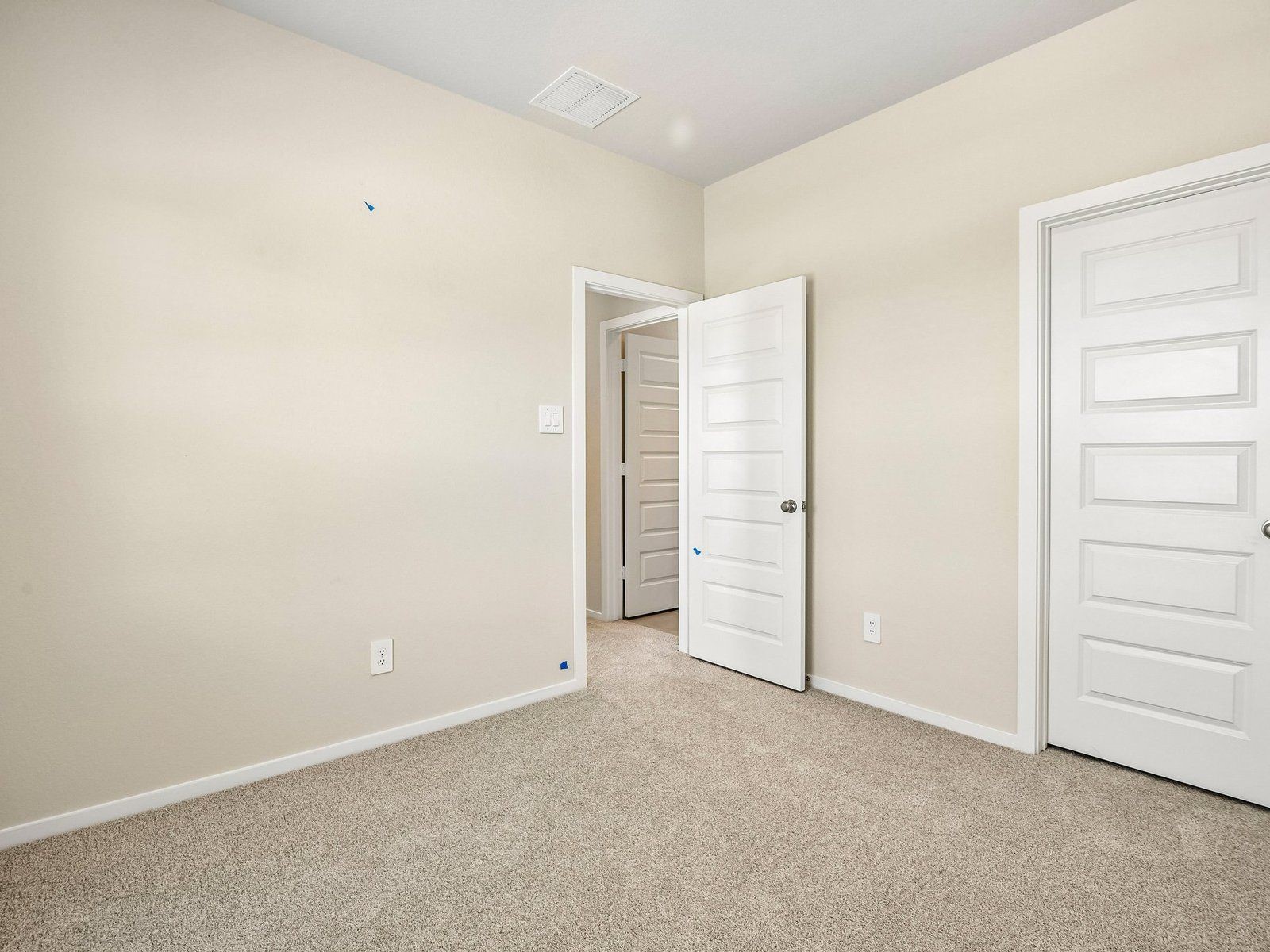 Photo is not of the actual home, but is an inspirational photo of builder's model home and nay depict options, furnishings, and/or decorator features that are not inlcluded.