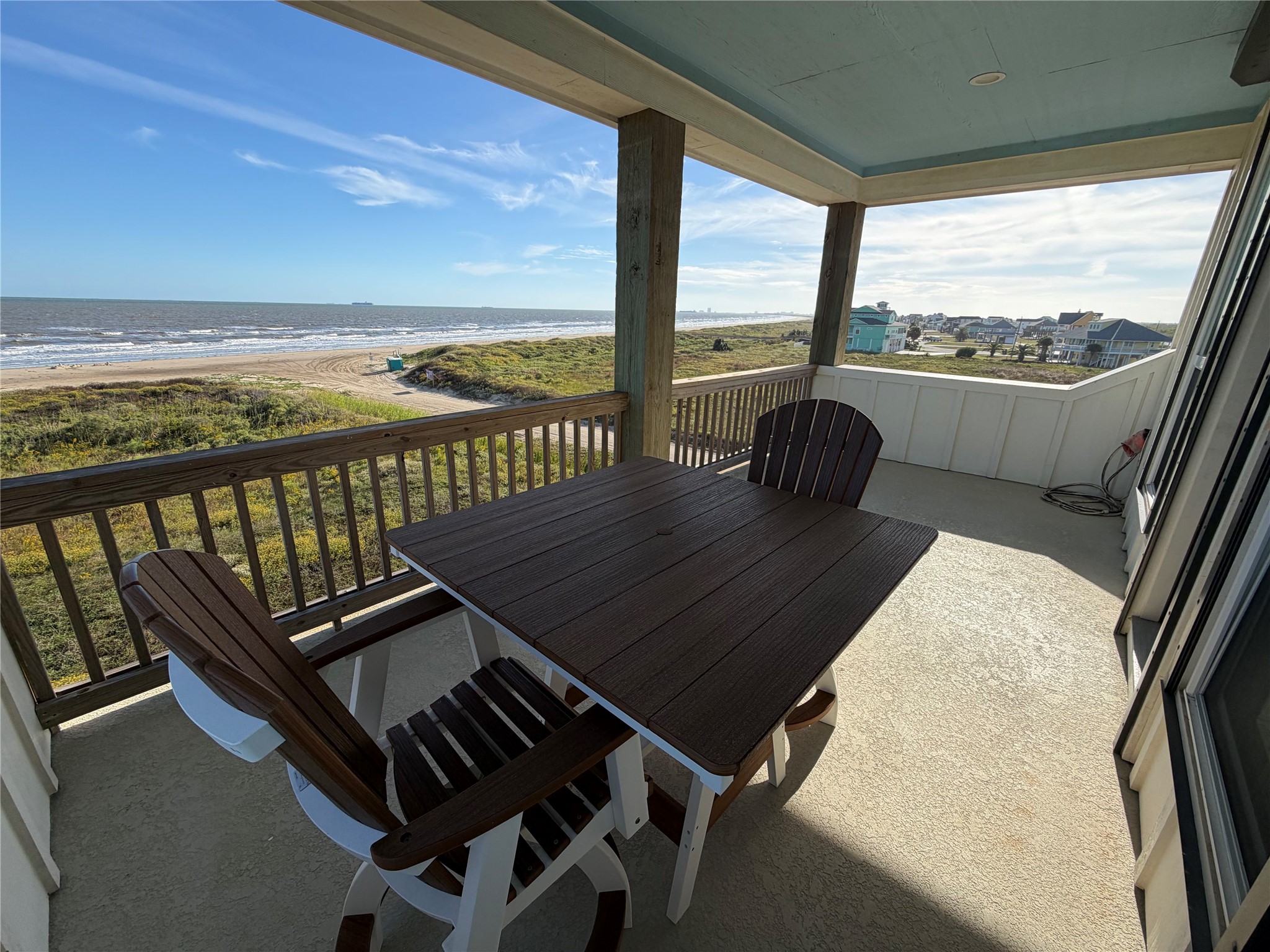 Master suite, private deck